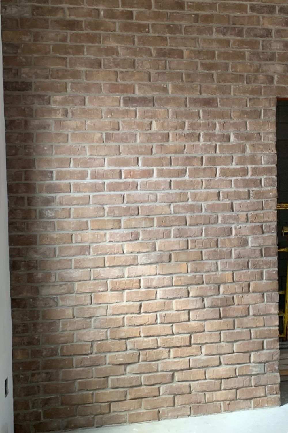 Black Bear Mountain Stone - Brick Veneer - Charleston
