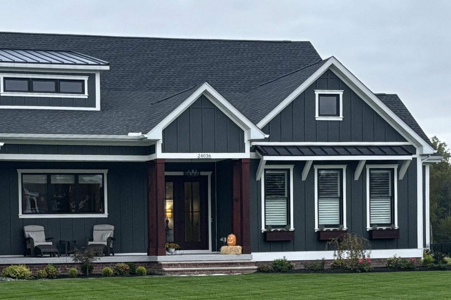 Black Bear Mountain Stone - Brick Veneer - Old Towne