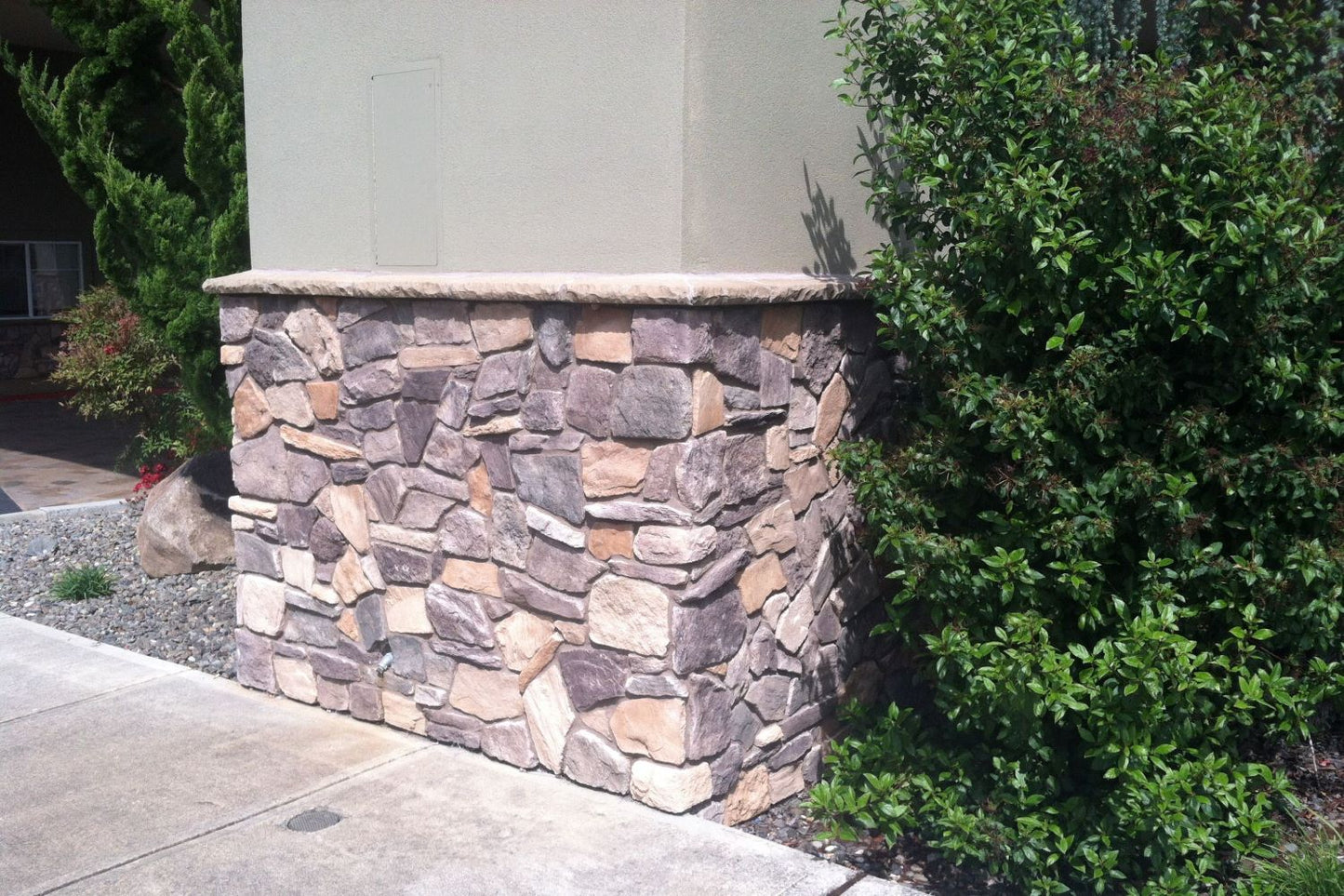 Black Bear Mountain Stone - Stone Veneer - Field Stone Ozark