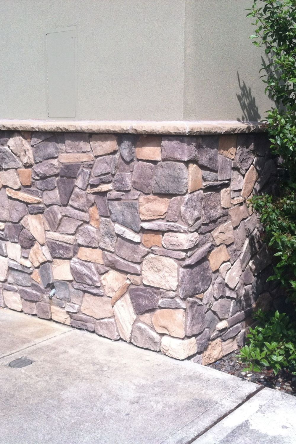 Black Bear Mountain Stone - Stone Veneer - Field Stone Ozark