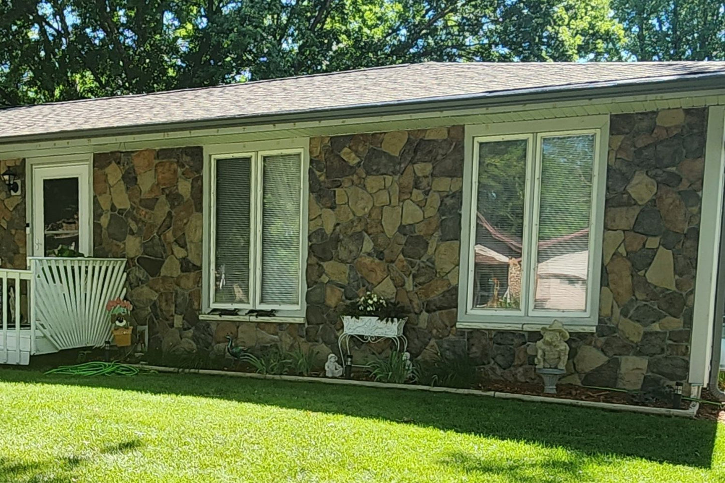 Black Bear Mountain Stone - Stone Veneer - Field Stone Ozark