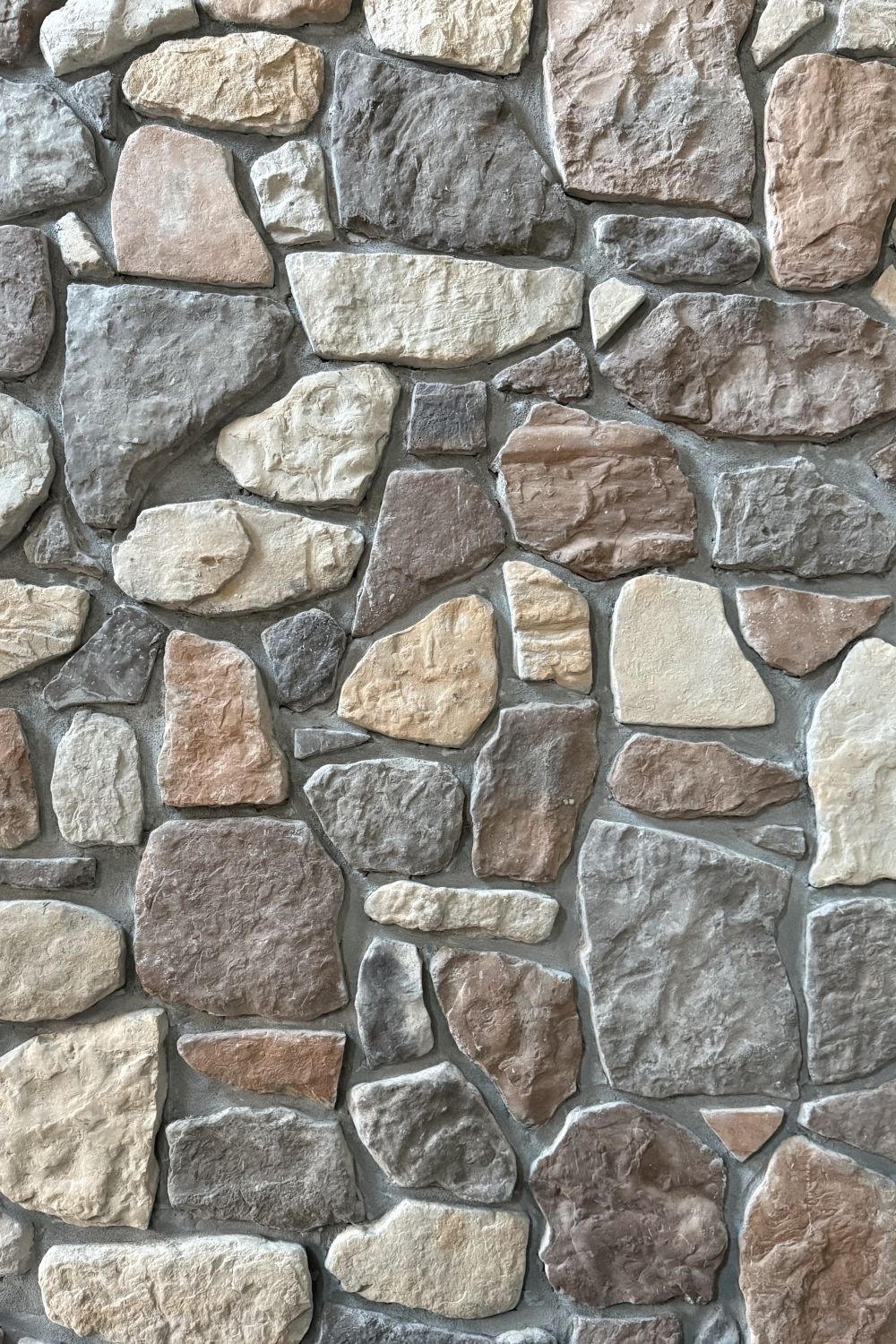 Black Bear Mountain Stone - Stone Veneer - Field Stone Rustic