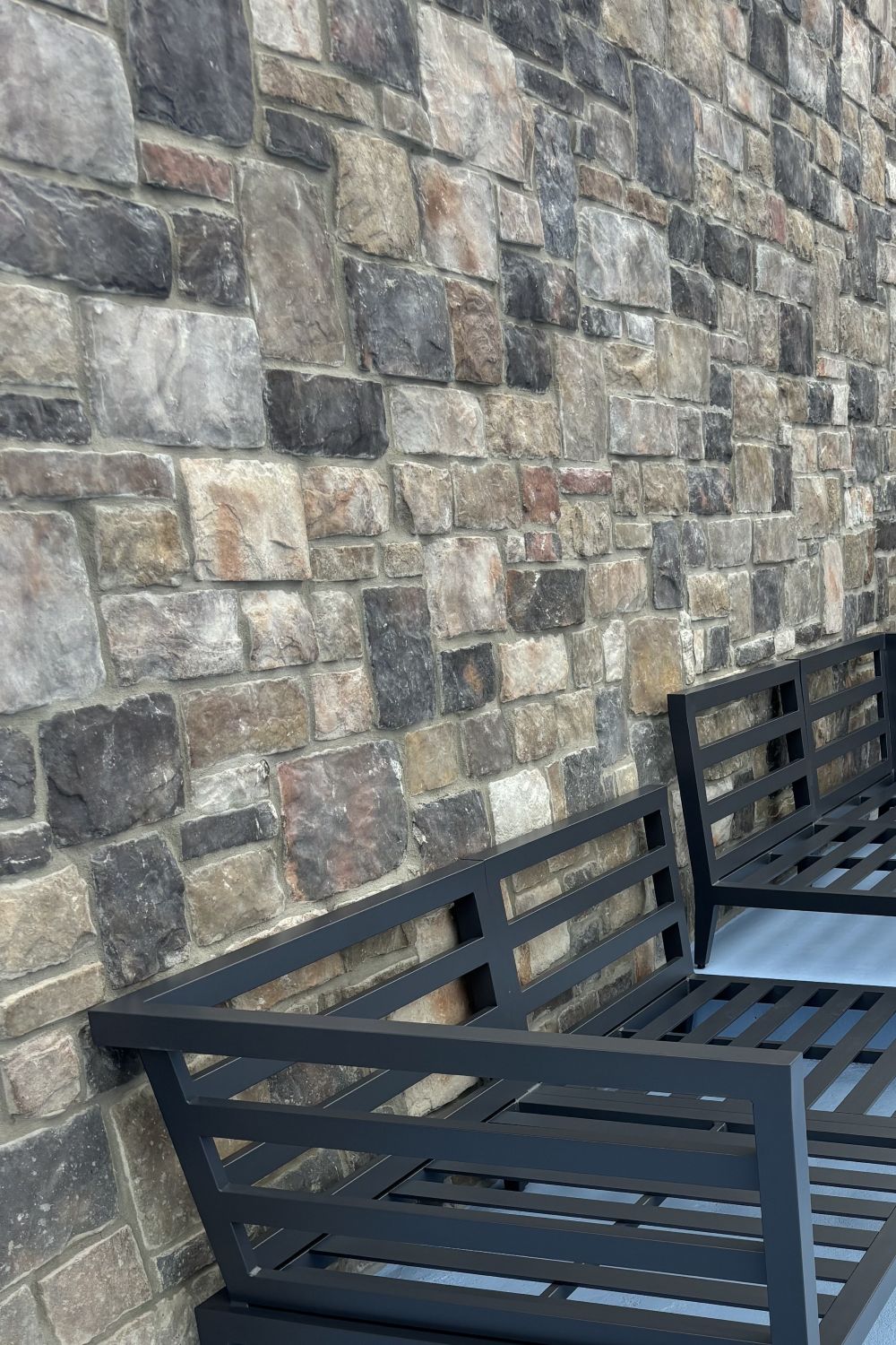 Black Bear Mountain Stone - Stone Veneer - Hackett Stone Aspen