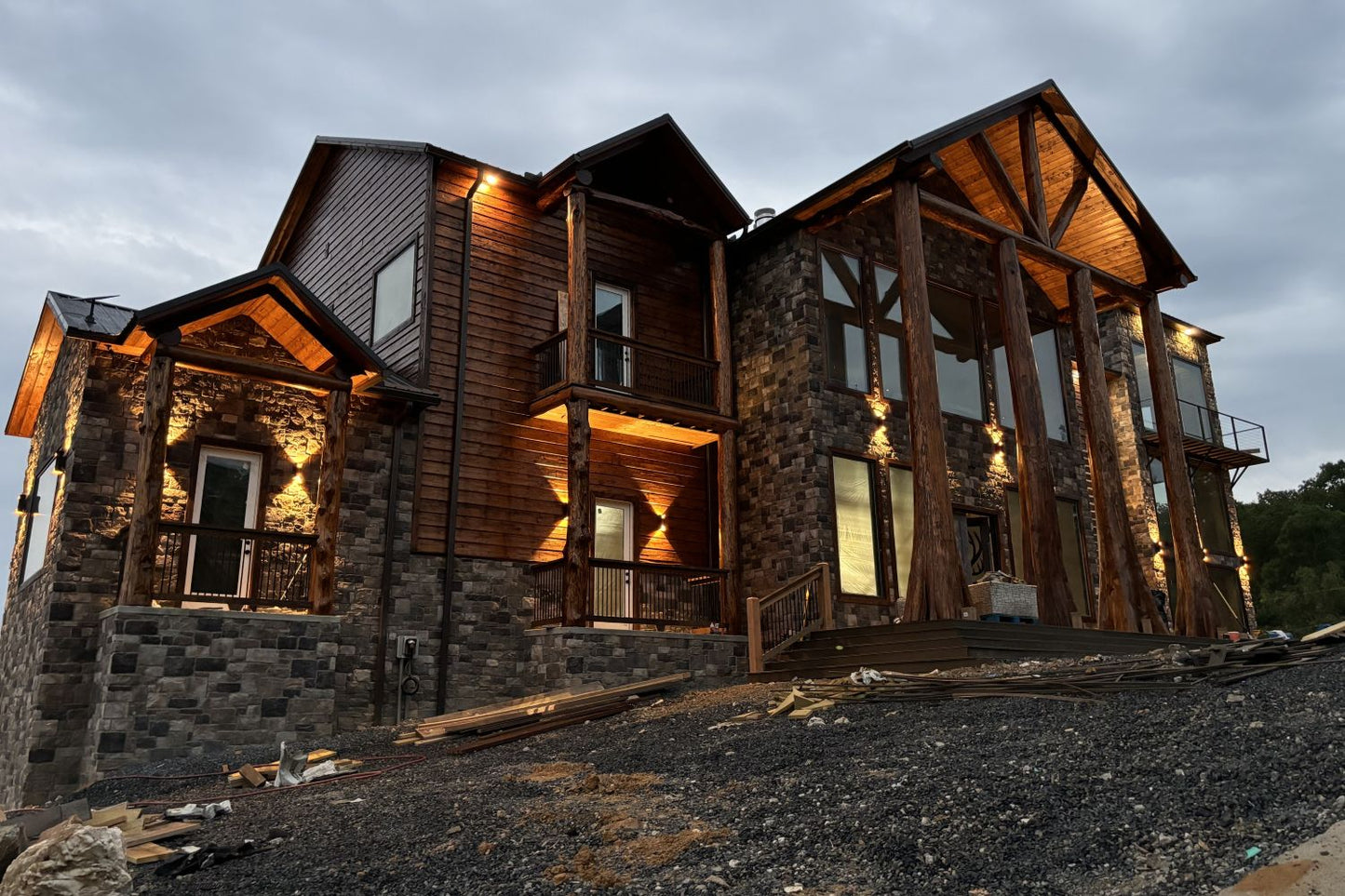 Black Bear Mountain Stone - Stone Veneer - Hackett Stone Aspen