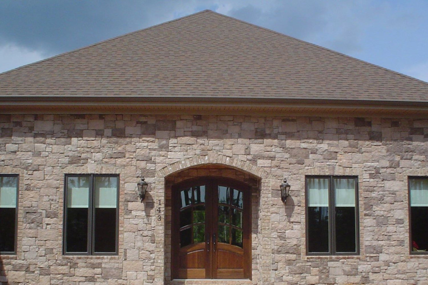 Black Bear Mountain Stone - Stone Veneer - Hackett Stone Desert Sand