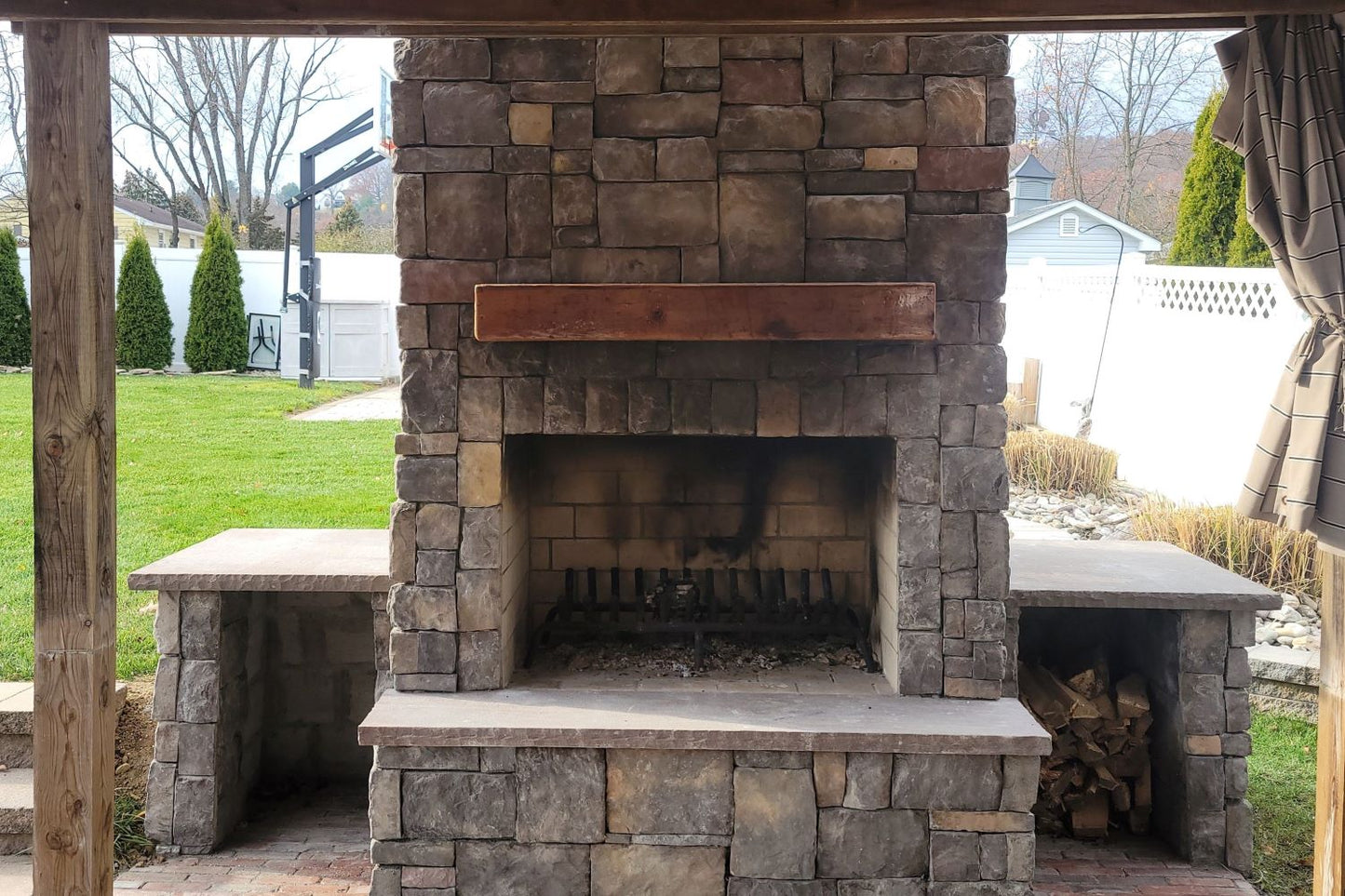 Black Bear Mountain Stone - Stone Veneer - Hackett Stone Kona