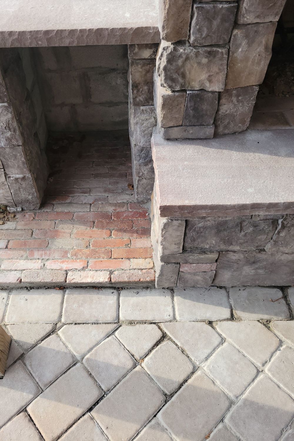 Black Bear Mountain Stone - Stone Veneer - Hackett Stone Kona
