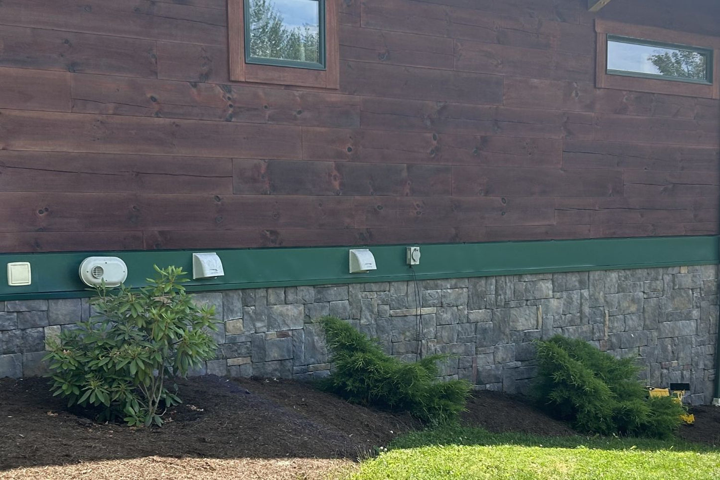 Black Bear Mountain Stone - Stone Veneer - Hackett Stone Kona