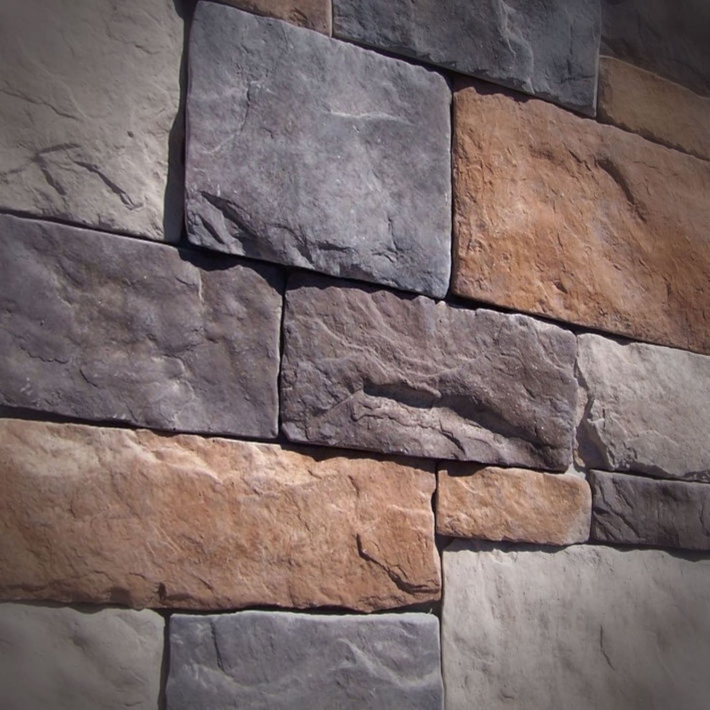 Black Bear Mountain Stone - Stone Veneer - Hackett Stone Ozark