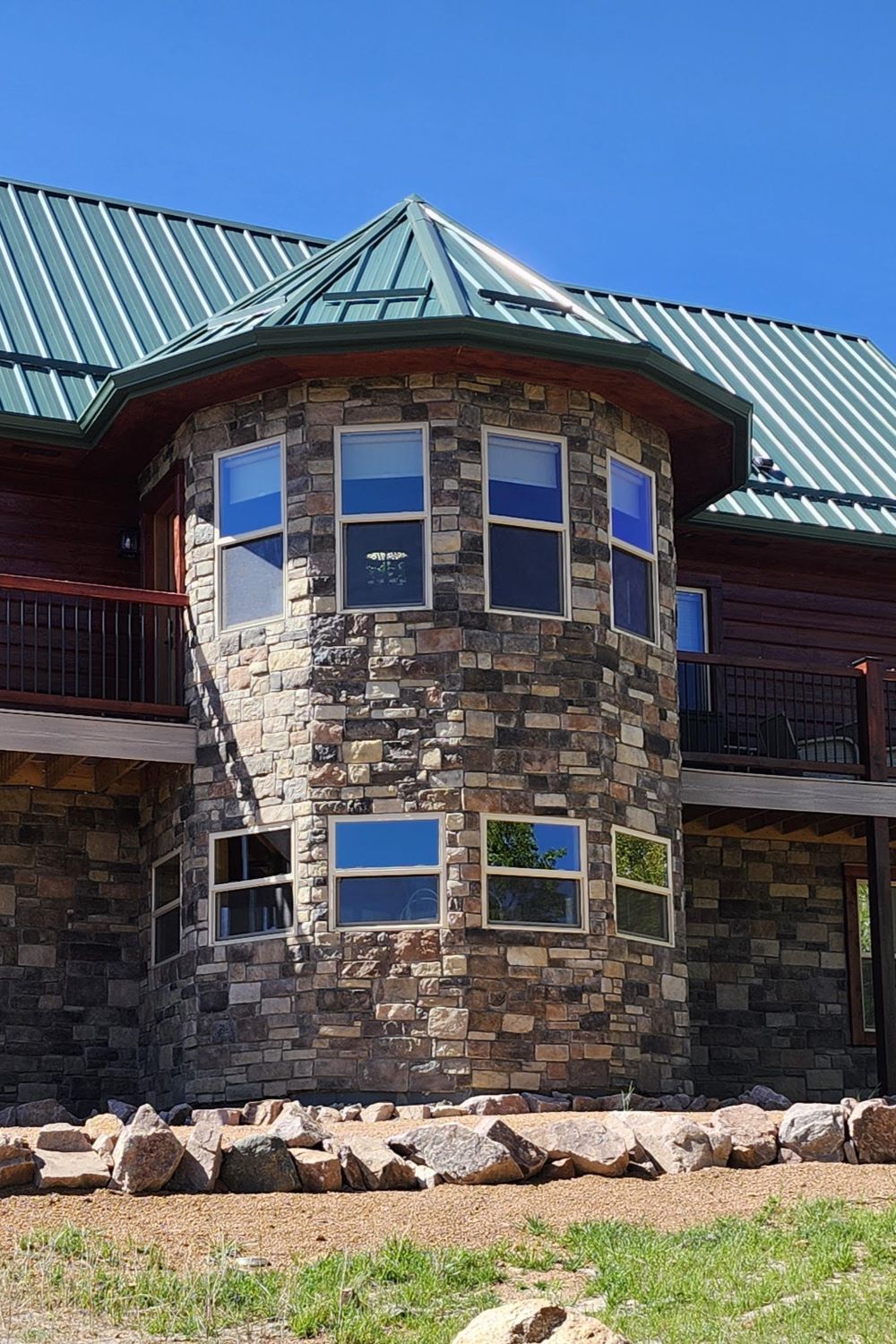 Black Bear Mountain Stone - Stone Veneer - Hackett Stone Ozark
