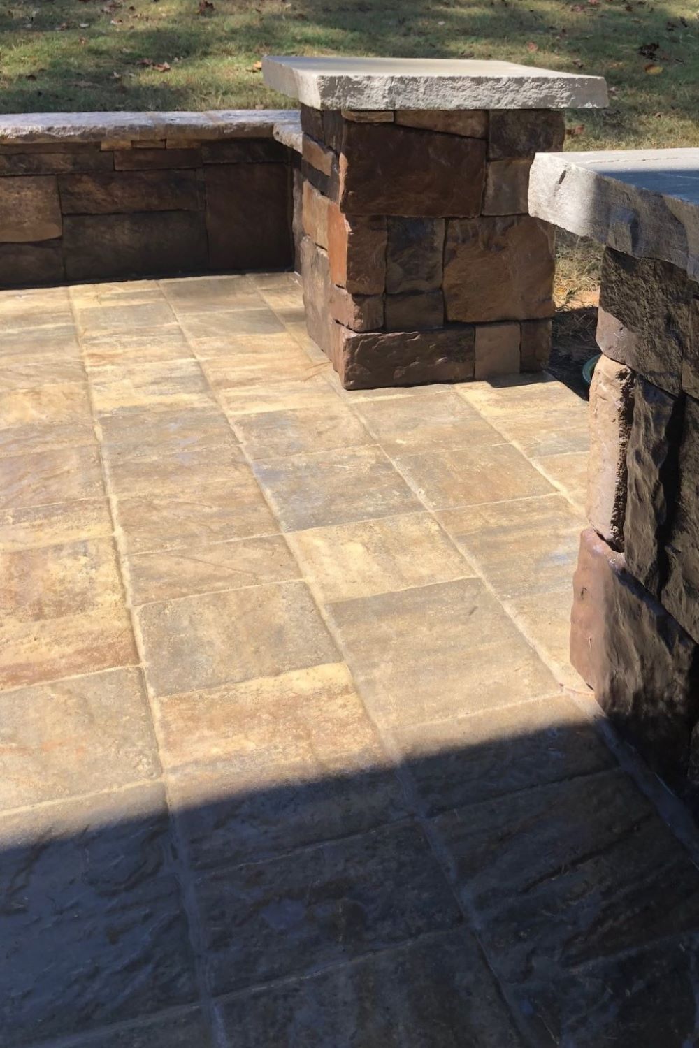 Black Bear Mountain Stone - Stone Veneer - Hackett Stone Rustic