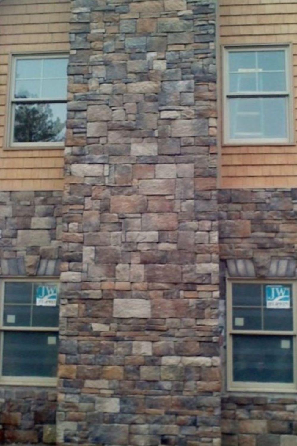 Black Bear Mountain Stone - Stone Veneer - Hackett Stone Rustic