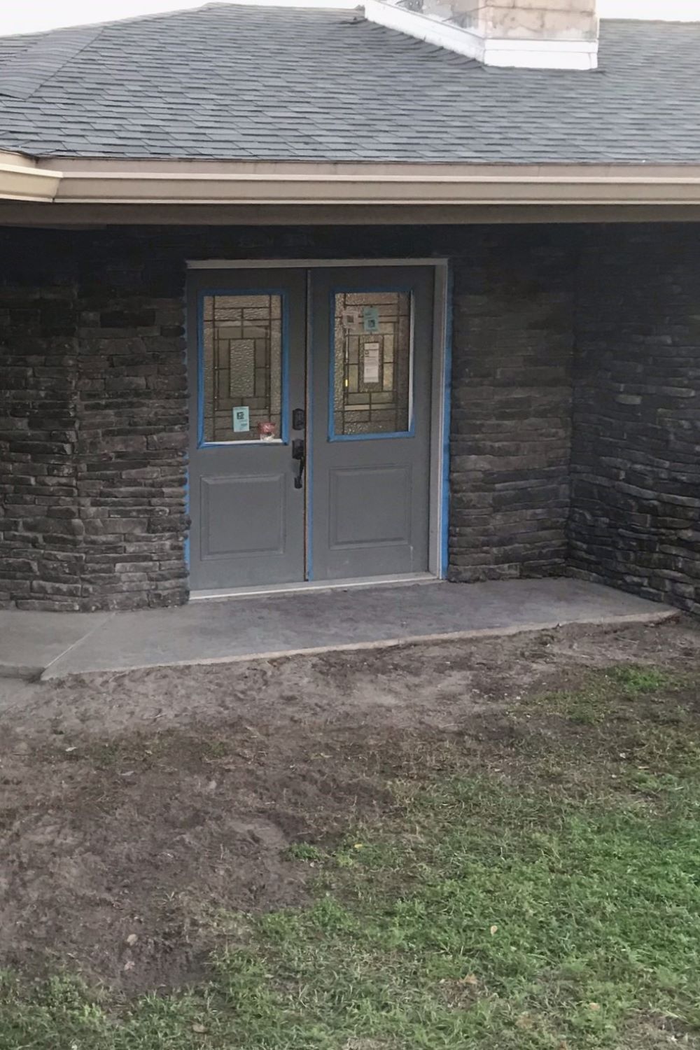 Black Bear Mountain Stone - Stone Veneer - Ledge Stone Midnight
