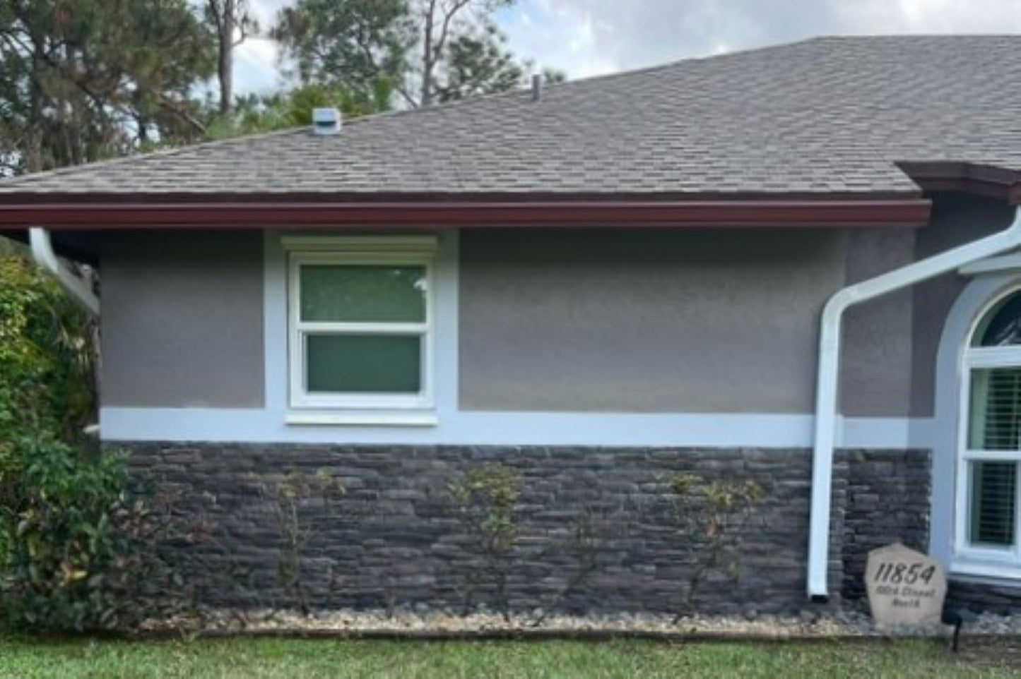 Black Bear Mountain Stone - Stone Veneer - Ledge Stone Midnight