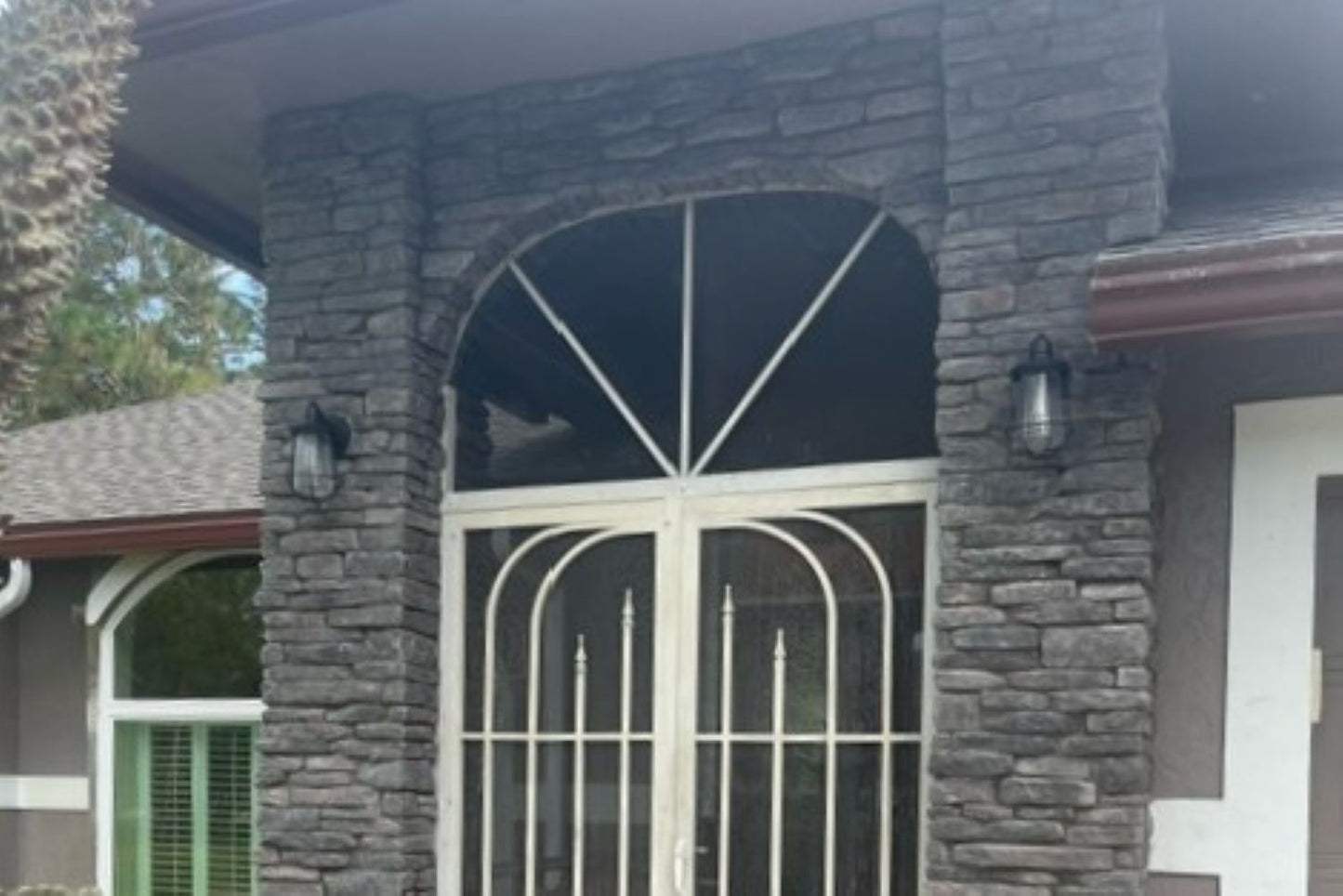 Black Bear Mountain Stone - Stone Veneer - Ledge Stone Midnight