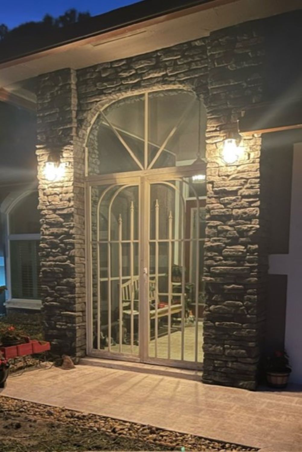 Black Bear Mountain Stone - Stone Veneer - Ledge Stone Midnight