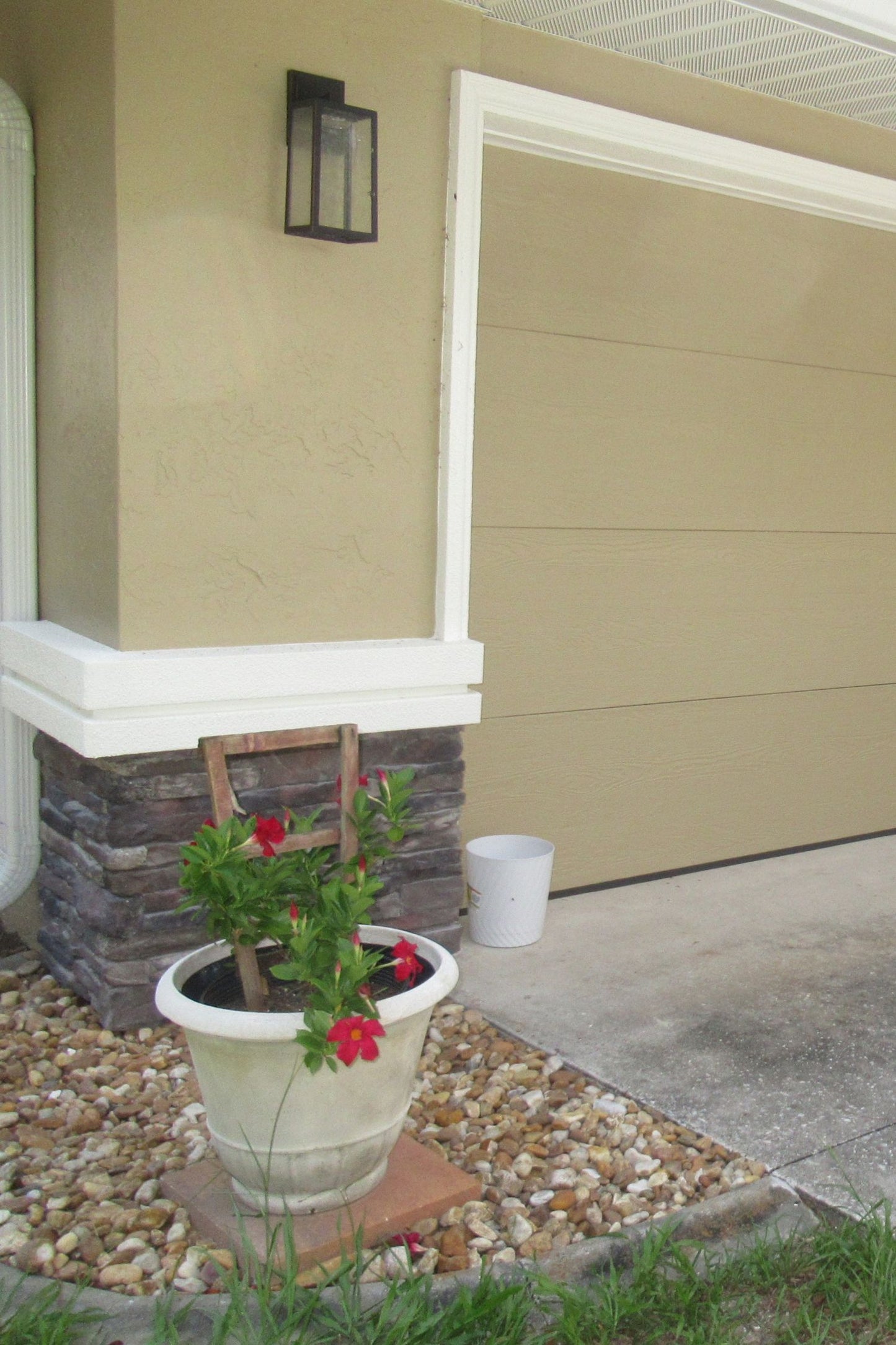 Black Bear Mountain Stone - Stone Veneer - Ledge Stone Midnight