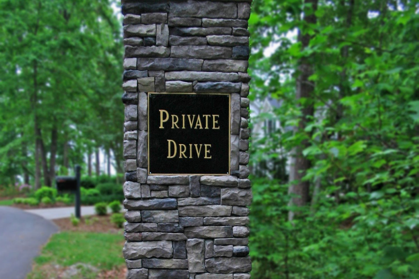 Black Bear Mountain Stone - Stone Veneer - Ledge Stone Outback