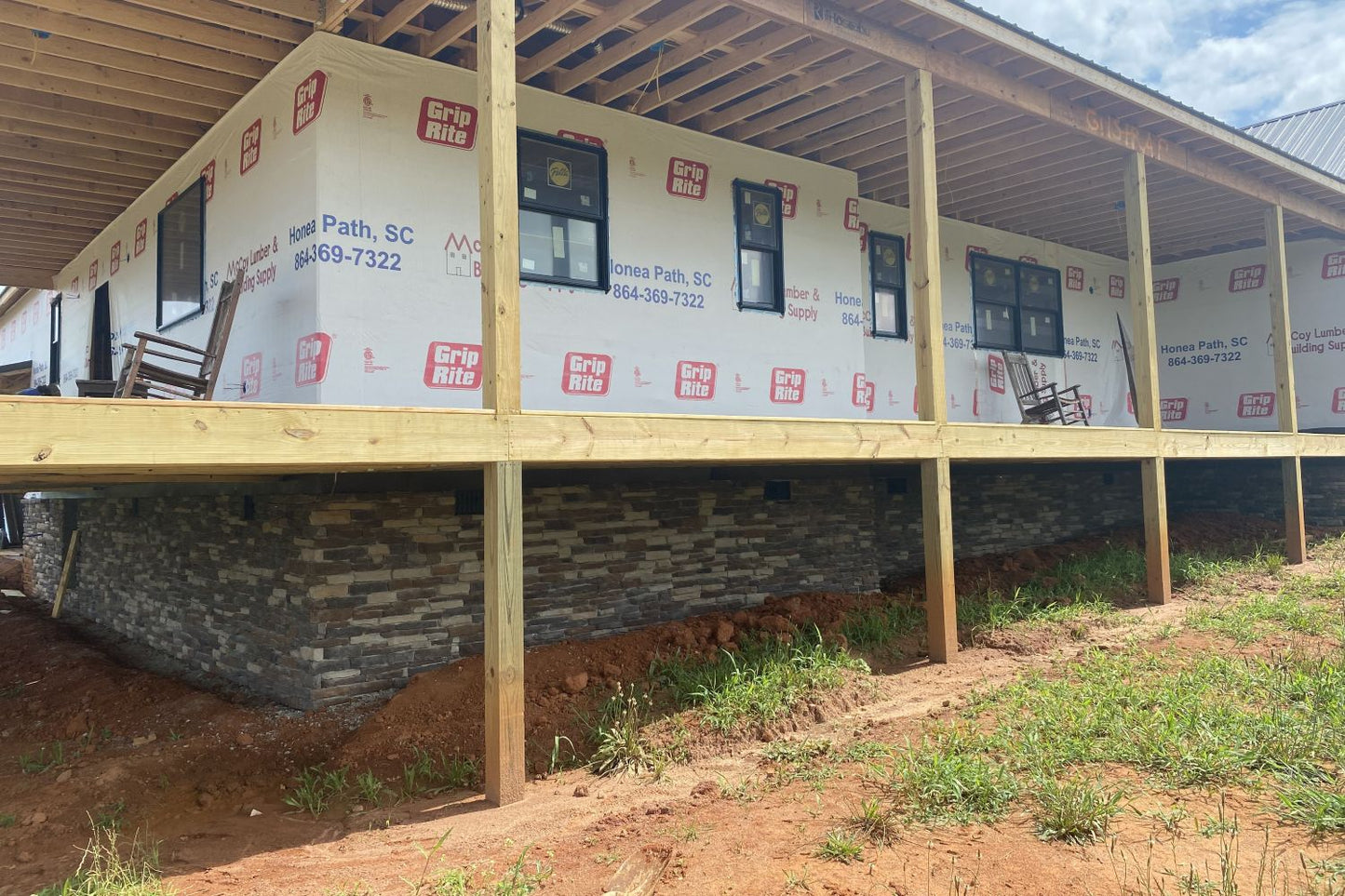 Black Bear Mountain Stone - Stone Veneer - Ledge Stone Rustic