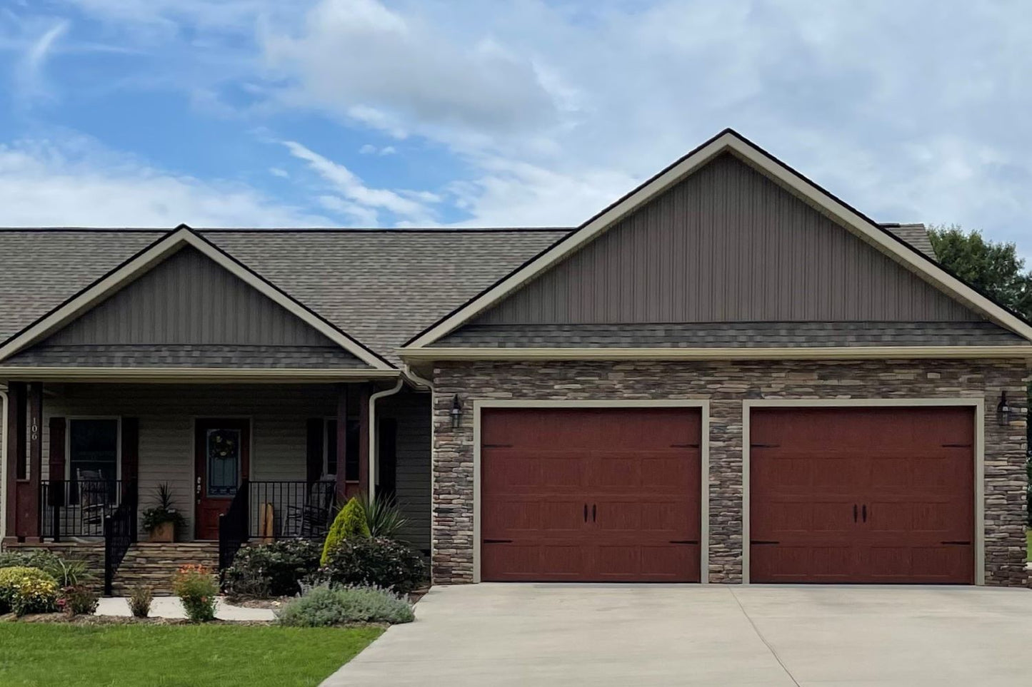 Black Bear Mountain Stone - Stone Veneer - Ledge Stone Rustic