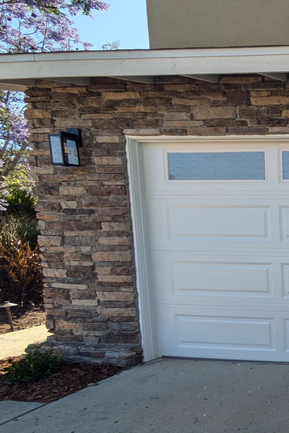 Black Bear Mountain Stone - Stone Veneer - Ledge Stone Rustic