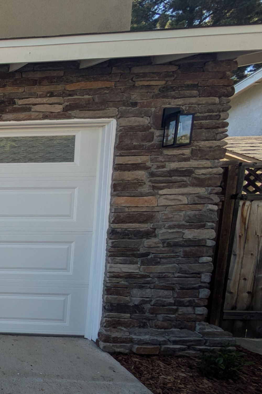Black Bear Mountain Stone - Stone Veneer - Ledge Stone Rustic