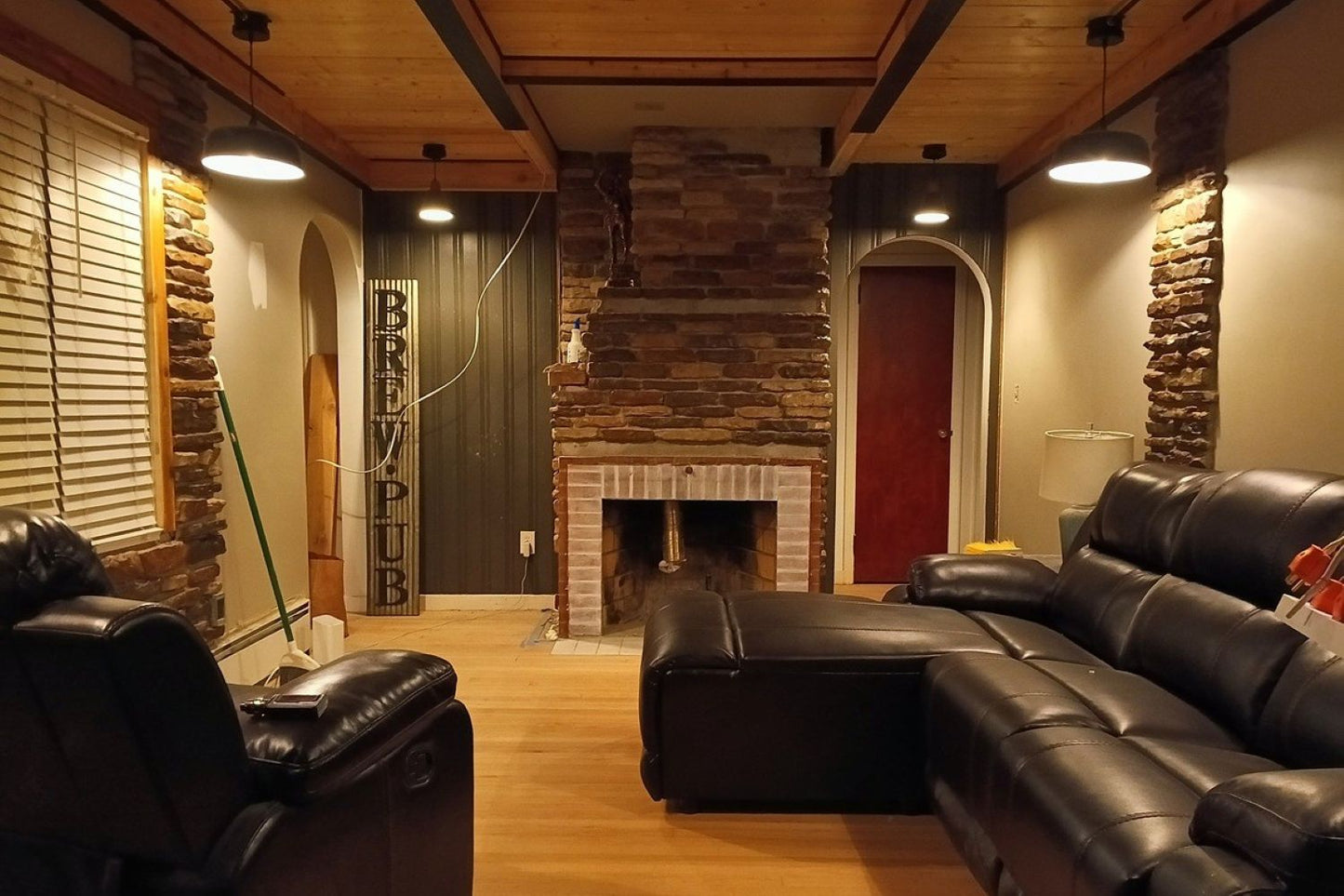 Black Bear Mountain Stone - Stone Veneer - Ledge Stone Rustic