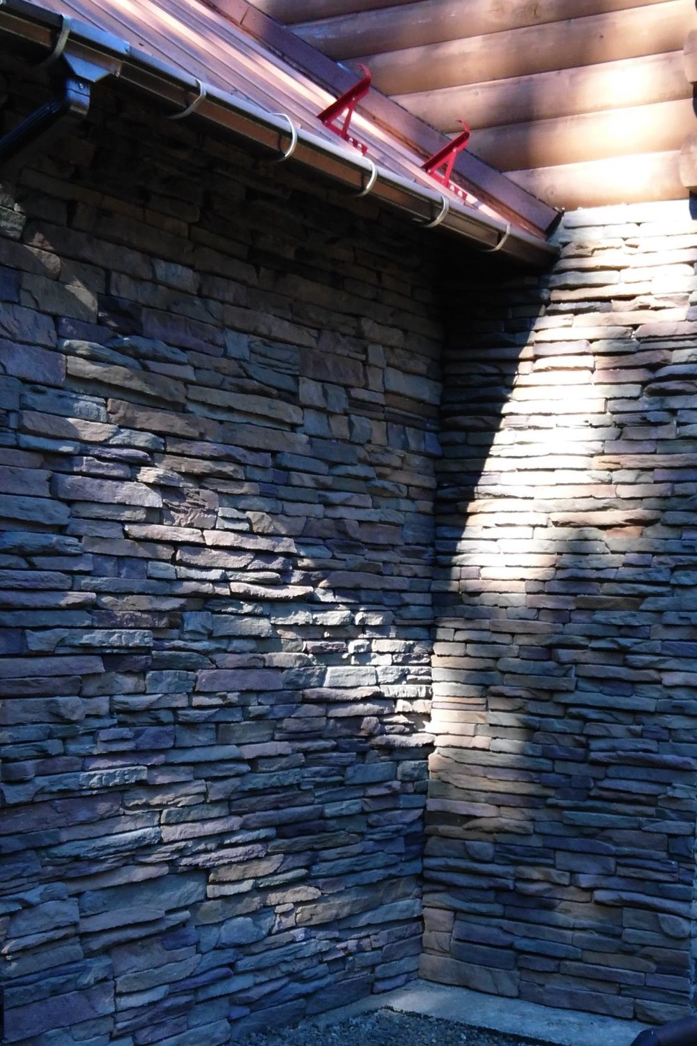 Black Bear Mountain Stone - Stone Veneer - Ledge Stone Sonoma