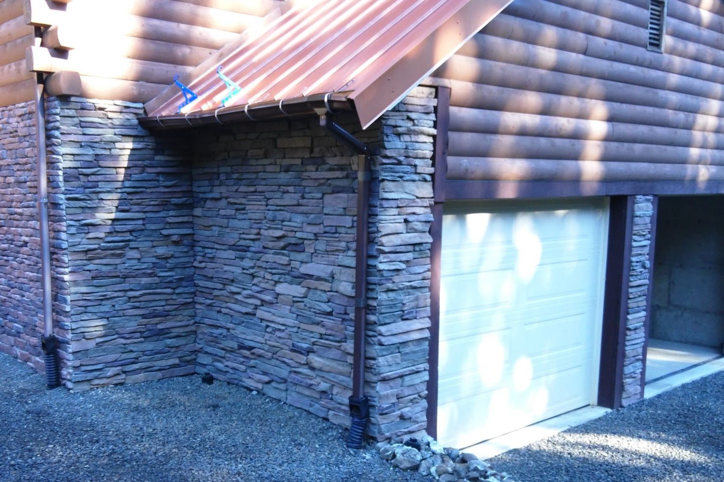 Black Bear Mountain Stone - Stone Veneer - Ledge Stone Sonoma