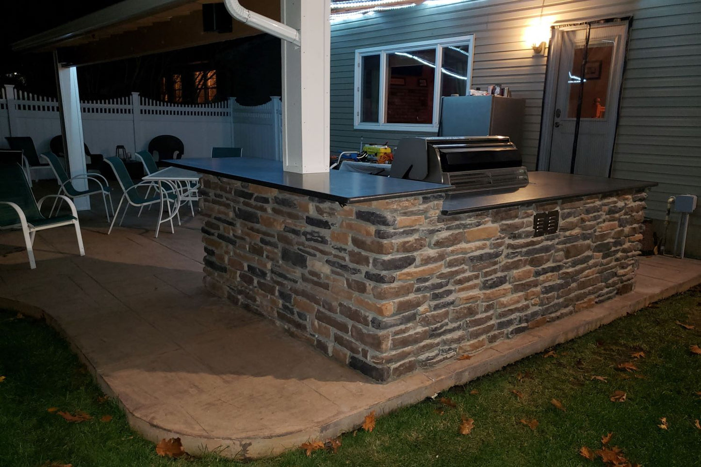 Black Bear Mountain Stone - Stone Veneer - Ledge Stone Sonoma