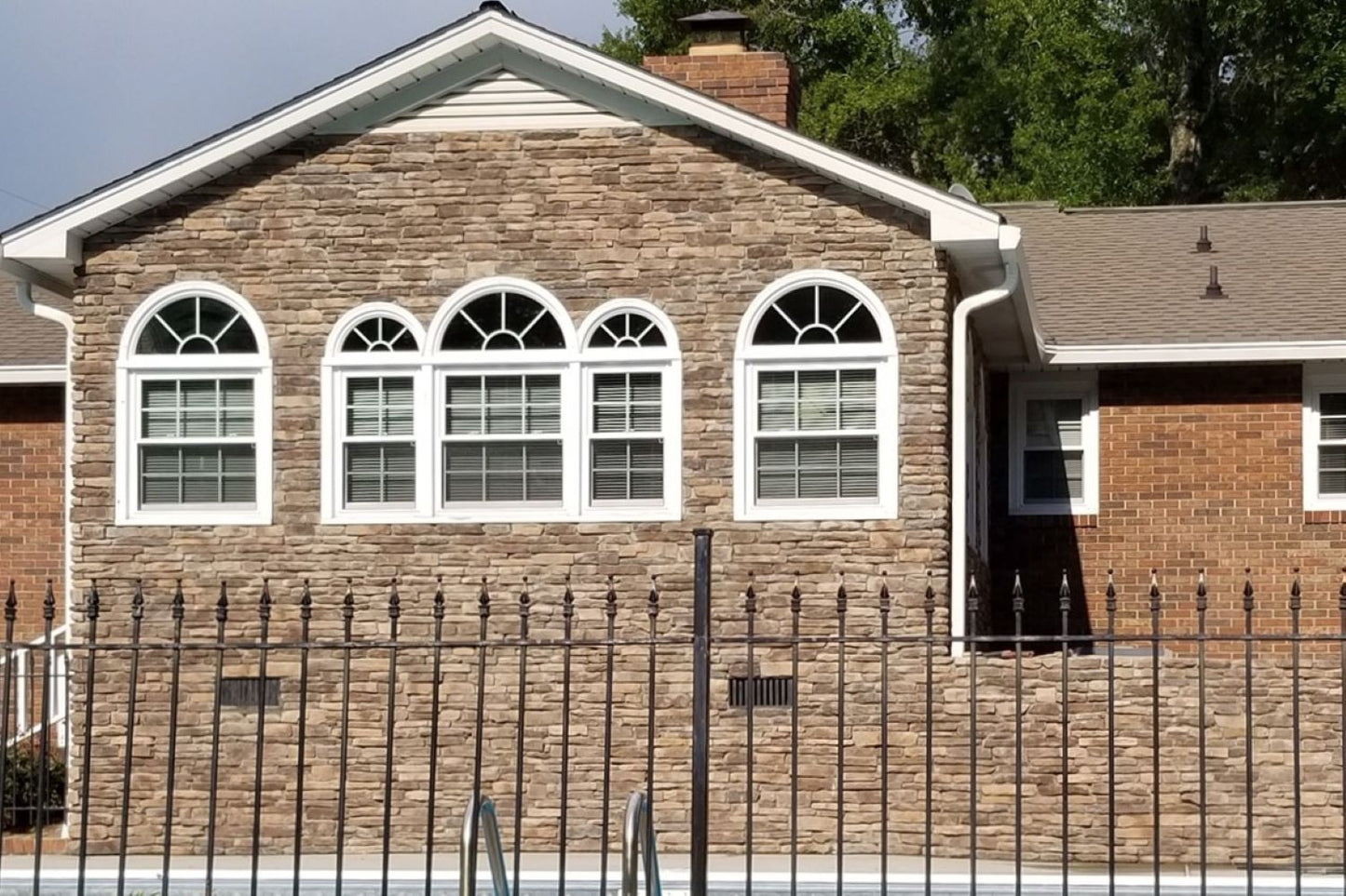 Black Bear Mountain Stone - Stone Veneer - Ledge Stone Tuscany