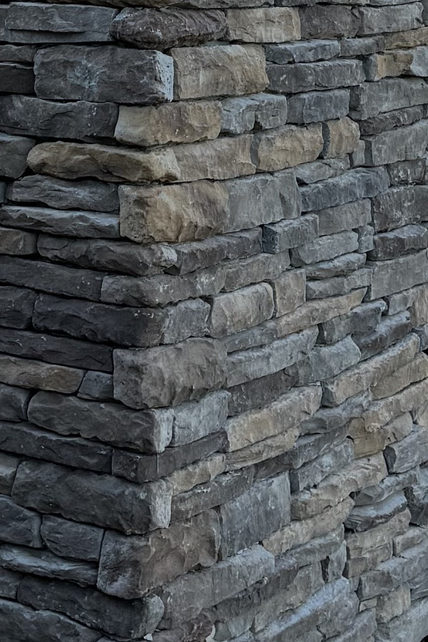 Black Bear Mountain Stone - Stone Veneer - Ledge Stone Tuscany
