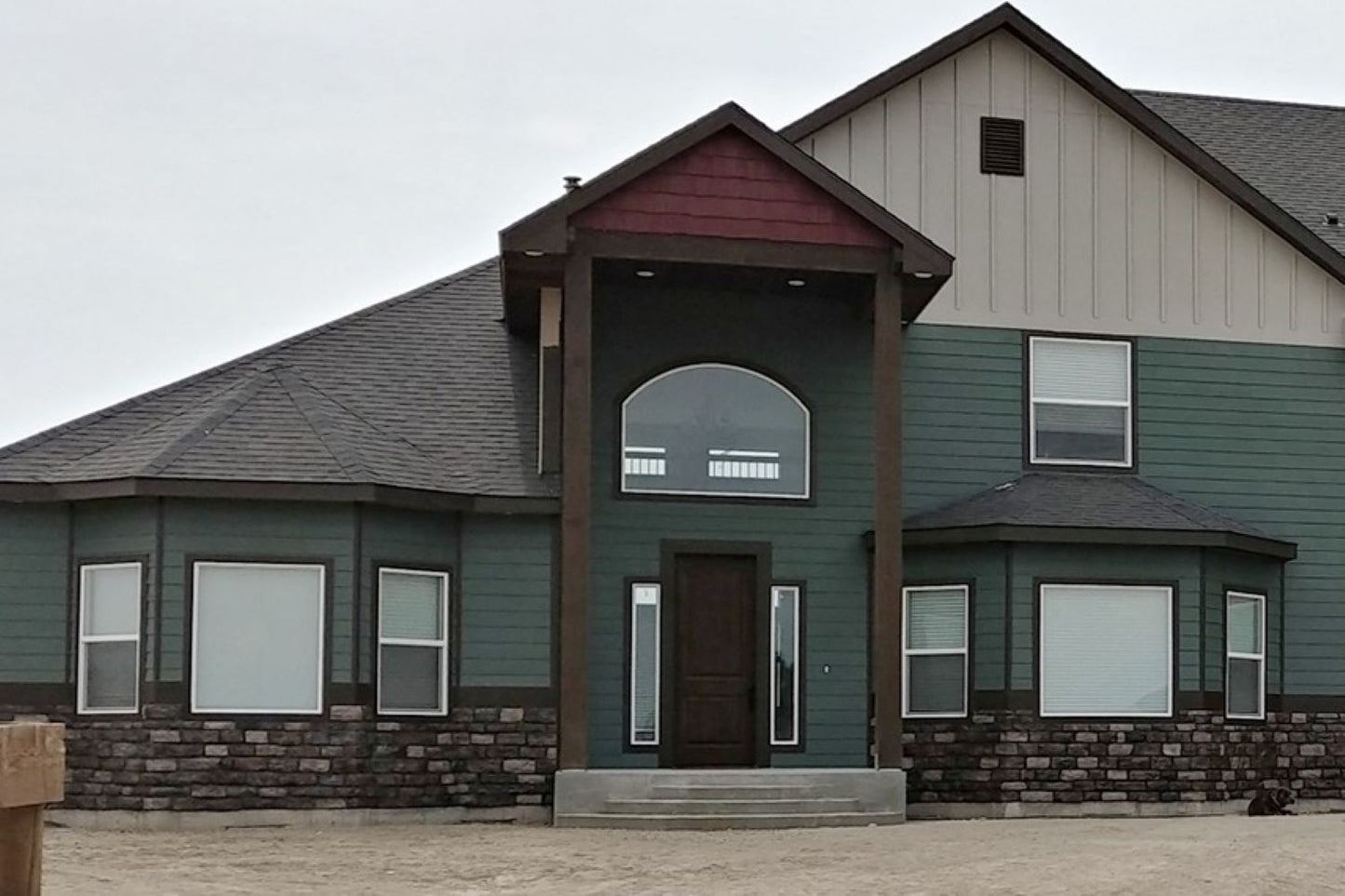 Black Bear Mountain Stone - Stone Veneer - Lime Stone Rustic