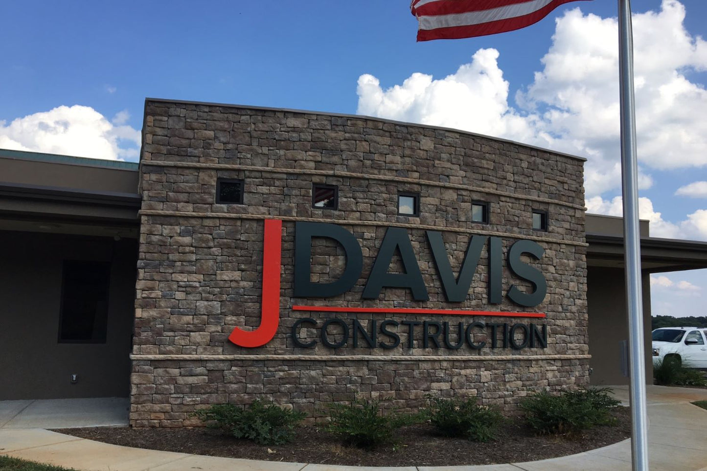 Black Bear Mountain Stone - Stone Veneer - Lime Stone Tuscany