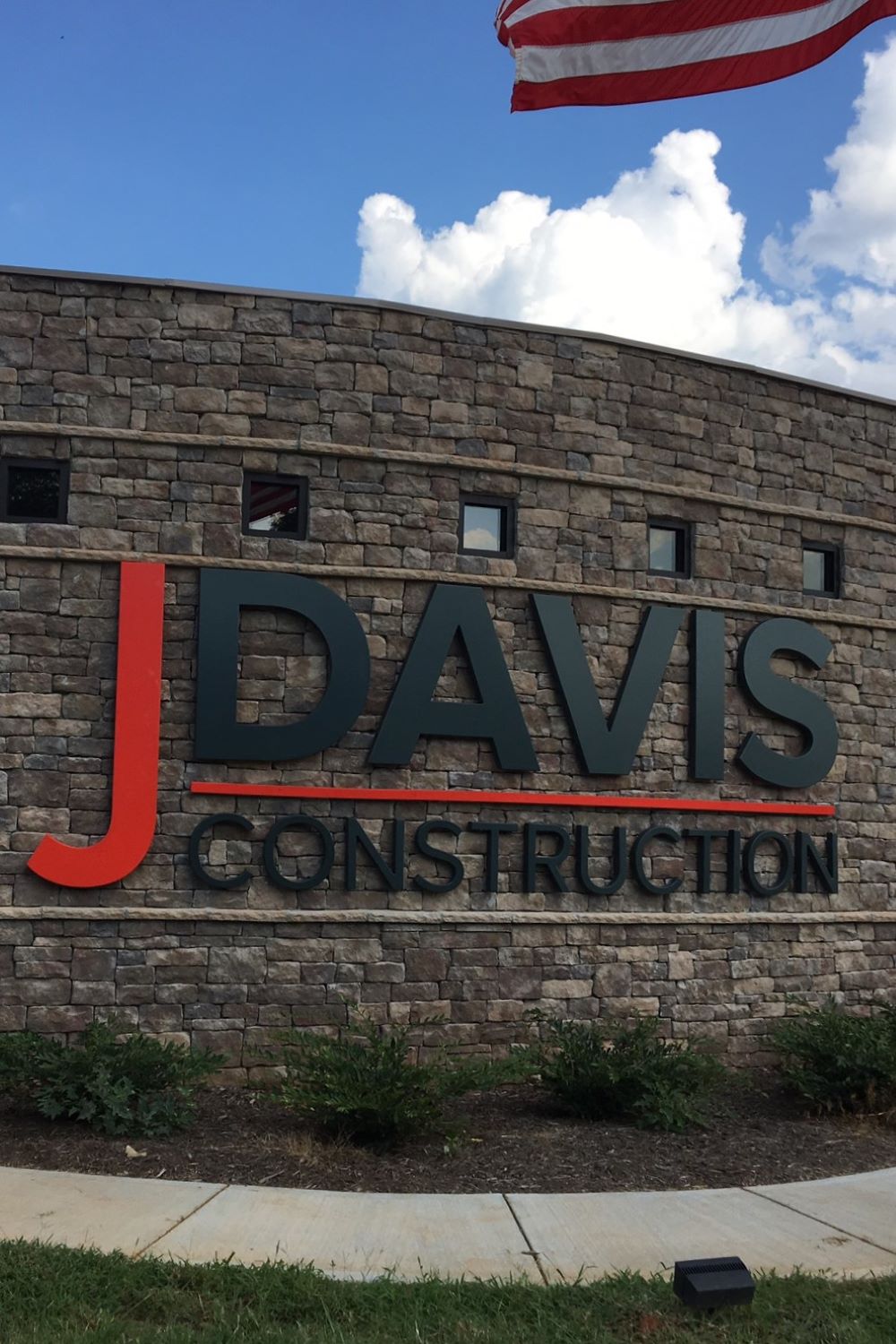 Black Bear Mountain Stone - Stone Veneer - Lime Stone Tuscany