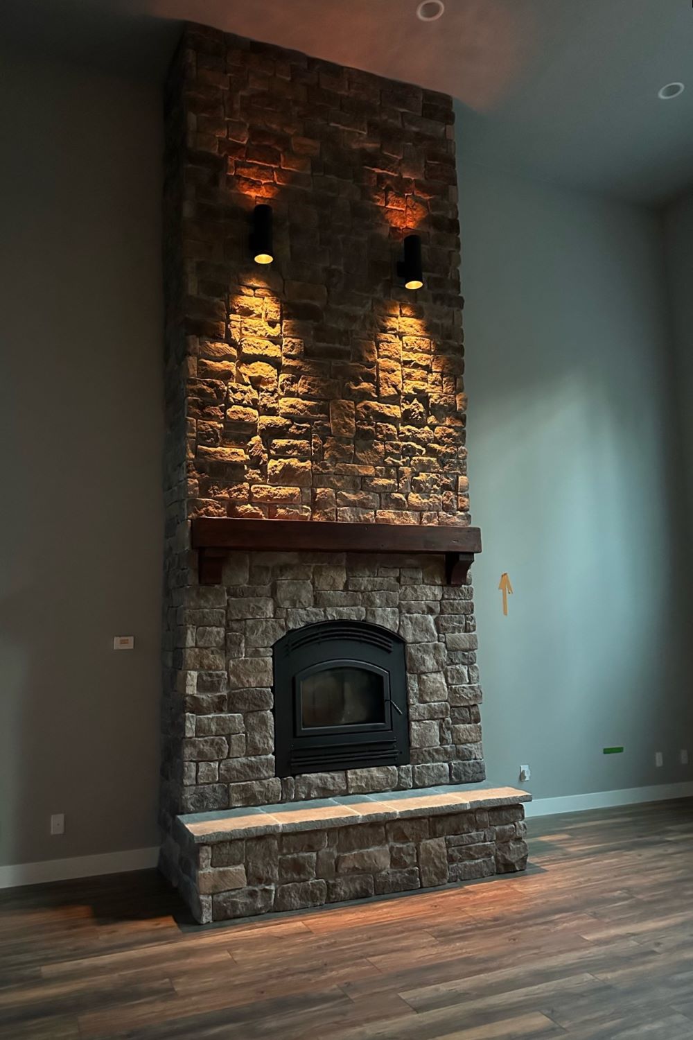 Black Bear Mountain Stone - Stone Veneer - Lime Stone Tuscany