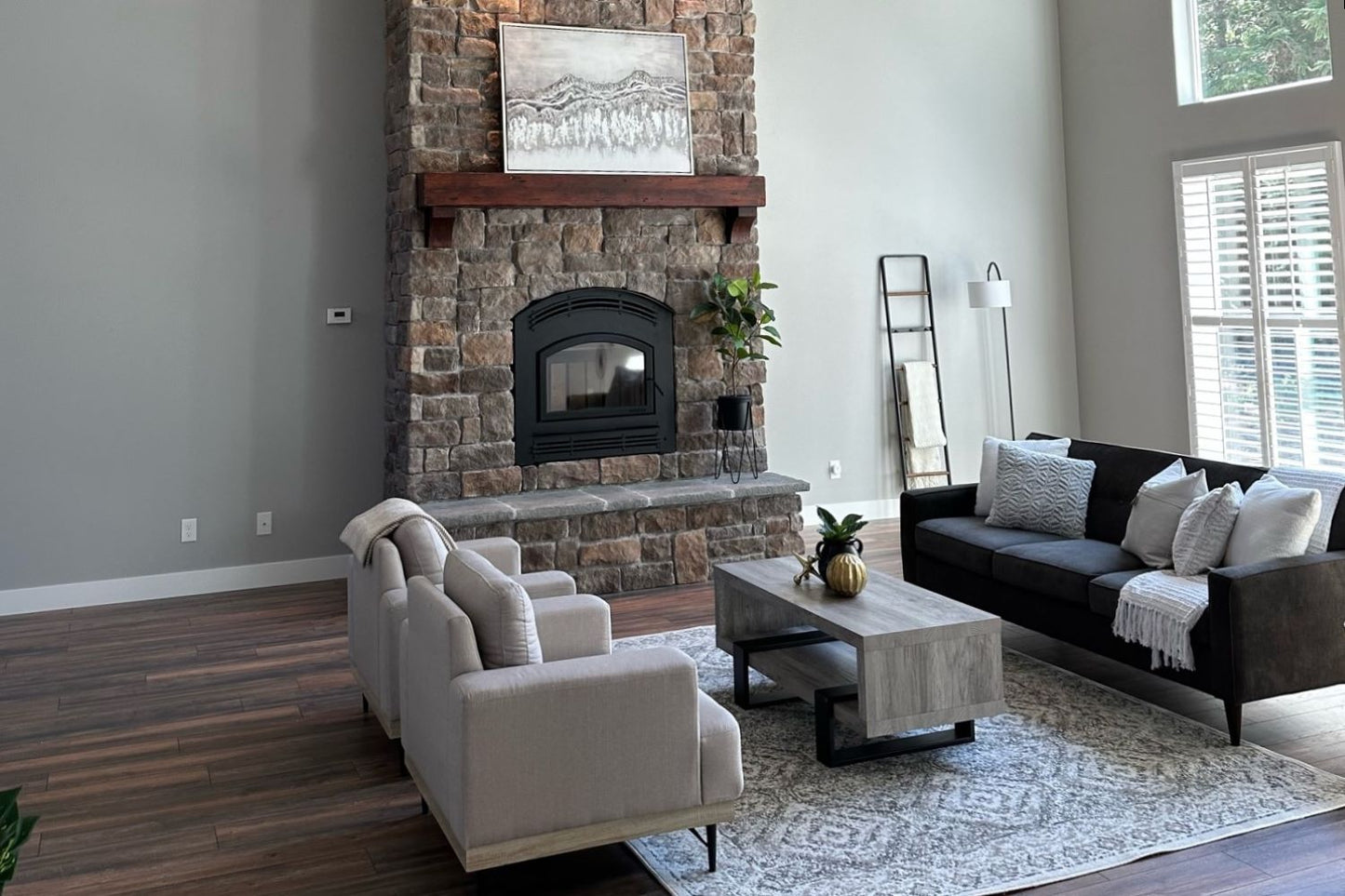 Black Bear Mountain Stone - Stone Veneer - Lime Stone Tuscany
