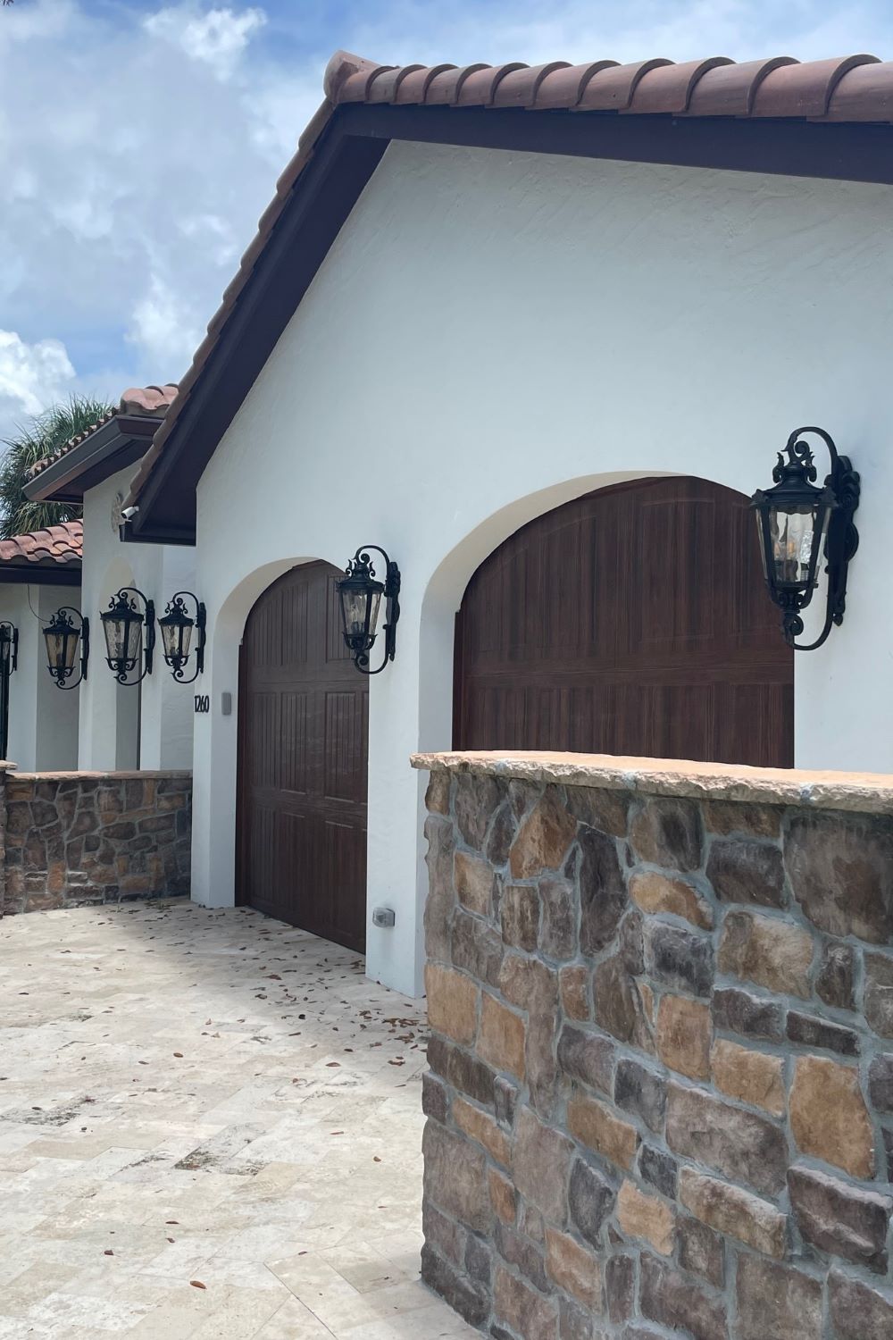 Black Bear Mountain Stone - Stone Veneer - Lime Stone Tuscany