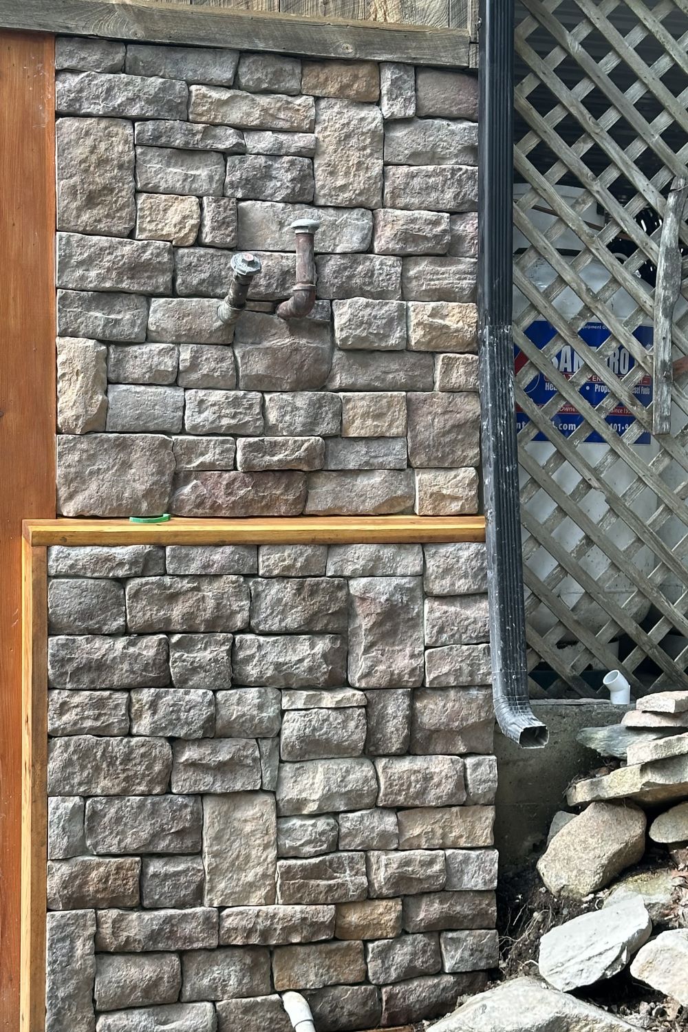 Black Bear Mountain Stone - Stone Veneer - Lime Stone Tuscany