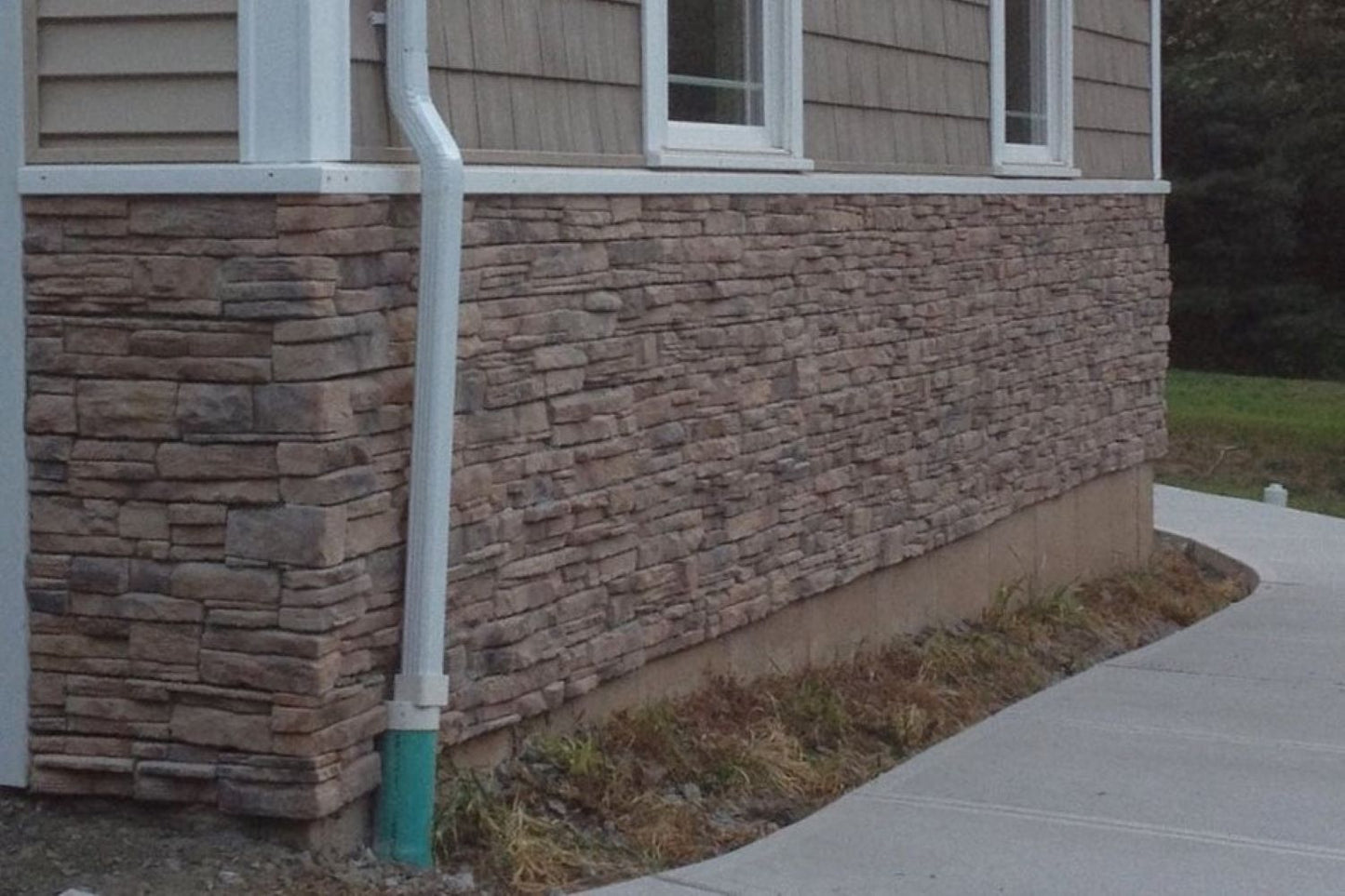Black Bear Mountain Stone - Stone Veneer - Ready Stack Stone Panel Alabama