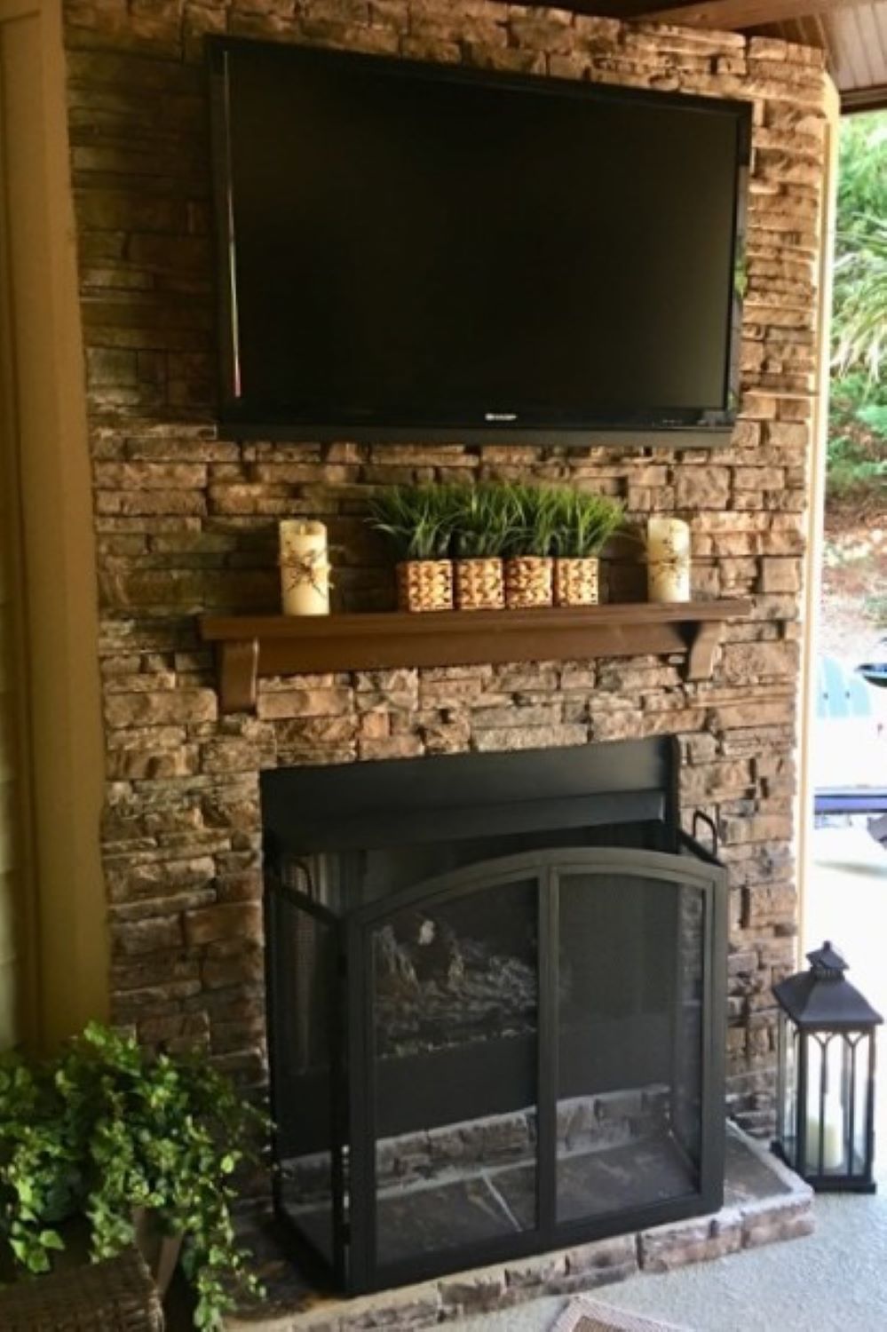 Black Bear Mountain Stone - Stone Veneer - Ready Stack Stone Panel Almond Buff
