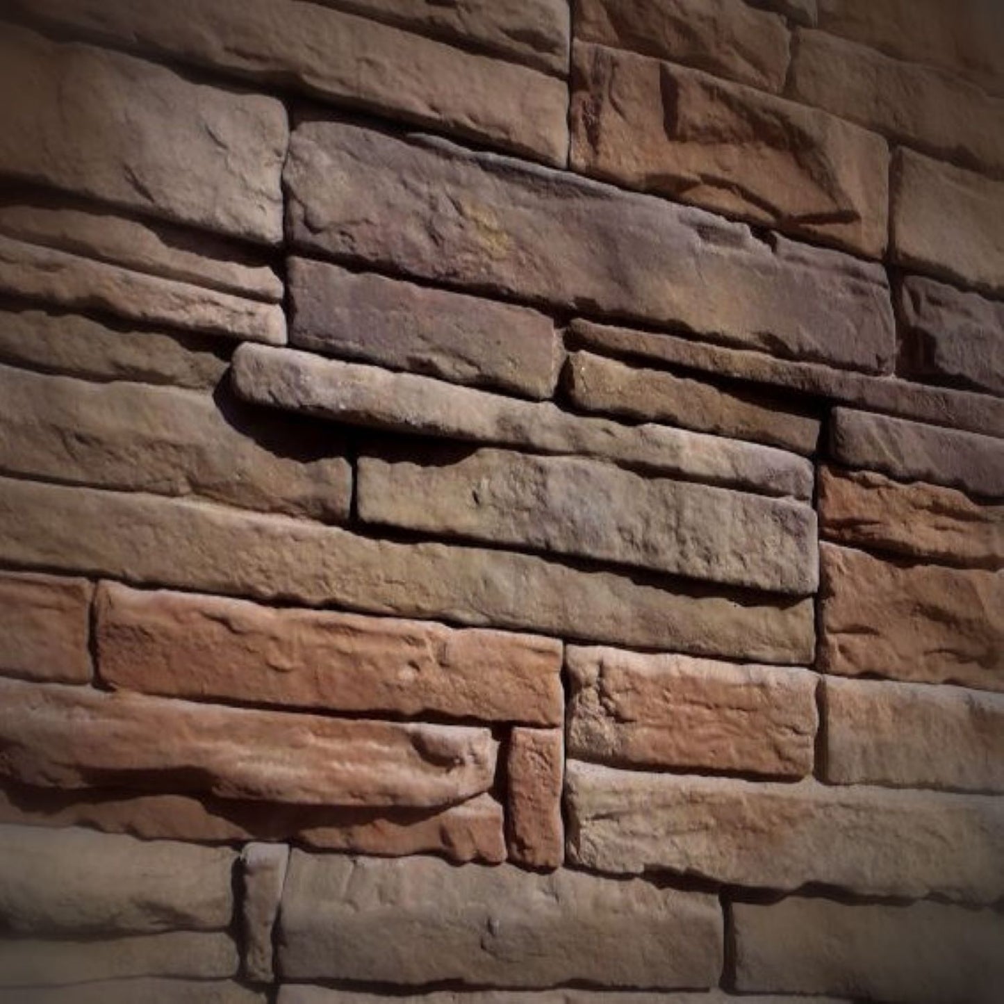 Black Bear Mountain Stone - Stone Veneer - Ready Stack Stone Panel Chardonnay