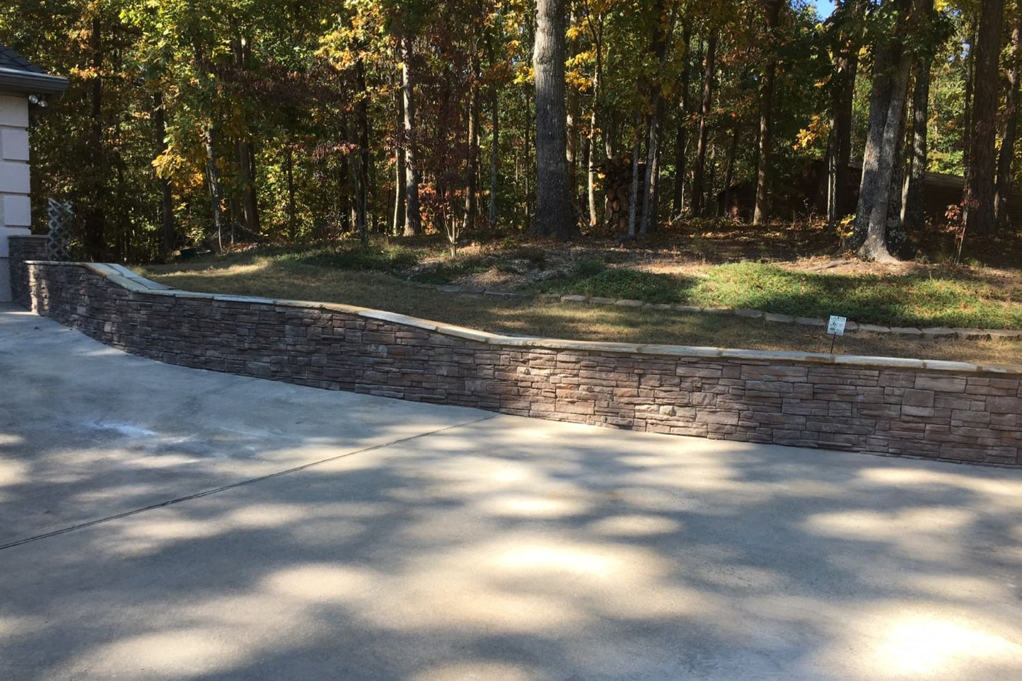 Black Bear Mountain Stone - Stone Veneer - Ready Stack Stone Panel Mossy Creek
