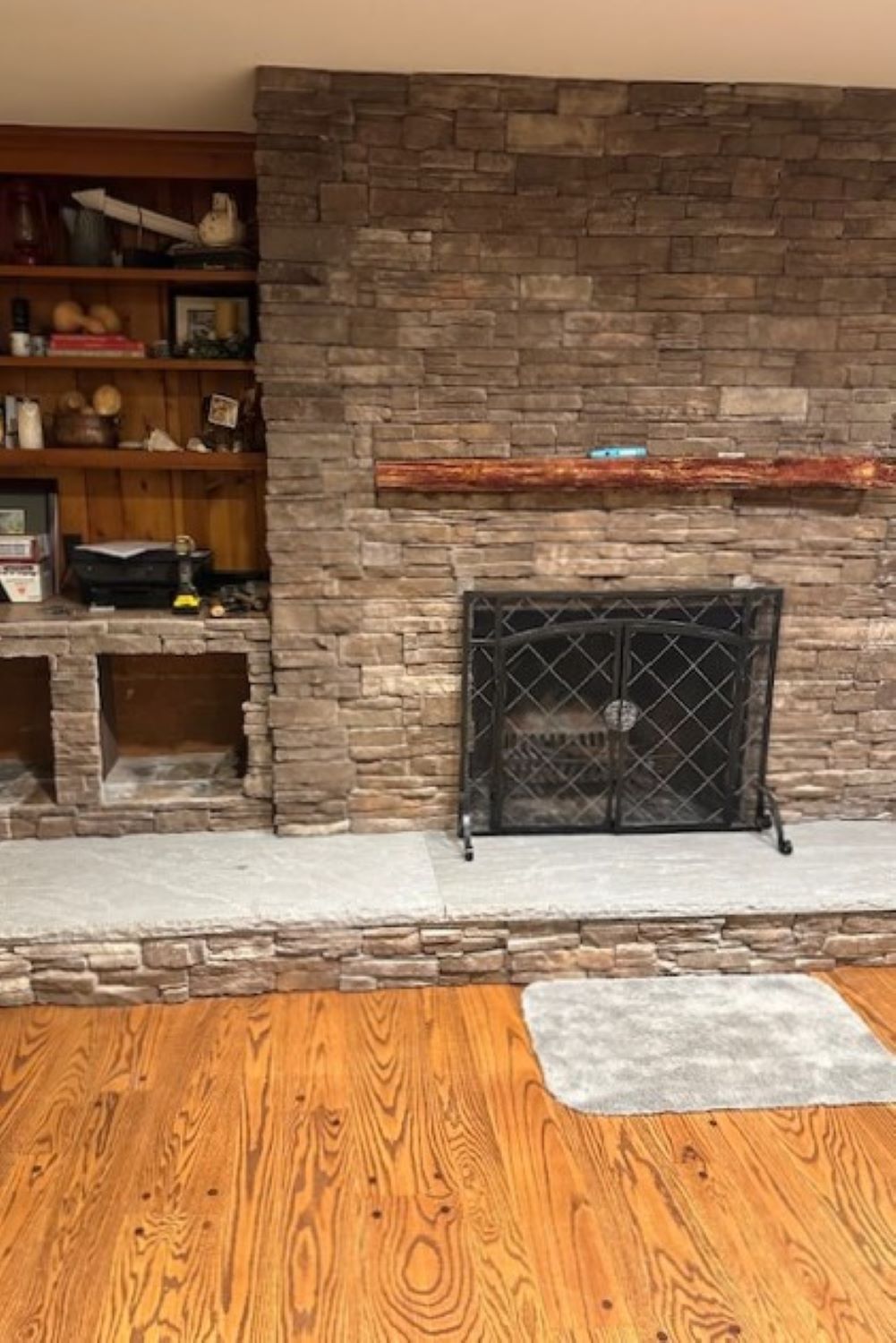 Black Bear Mountain Stone - Stone Veneer - Ready Stack Stone Panel Mossy Creek