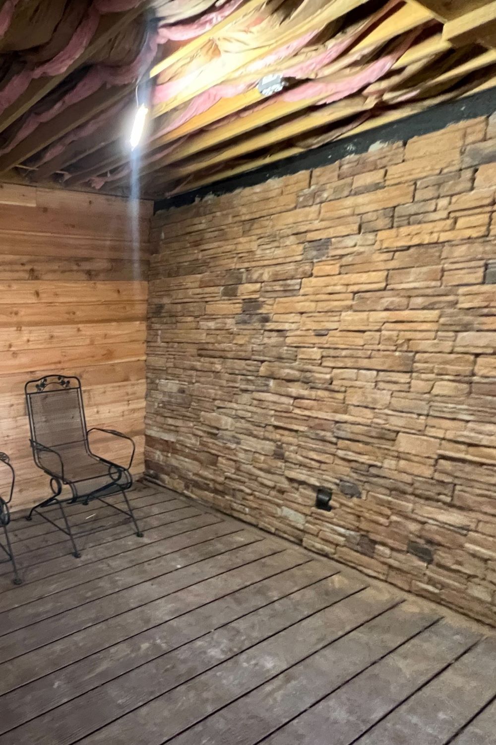 Black Bear Mountain Stone - Stone Veneer - Ready Stack Stone Panel Sienna