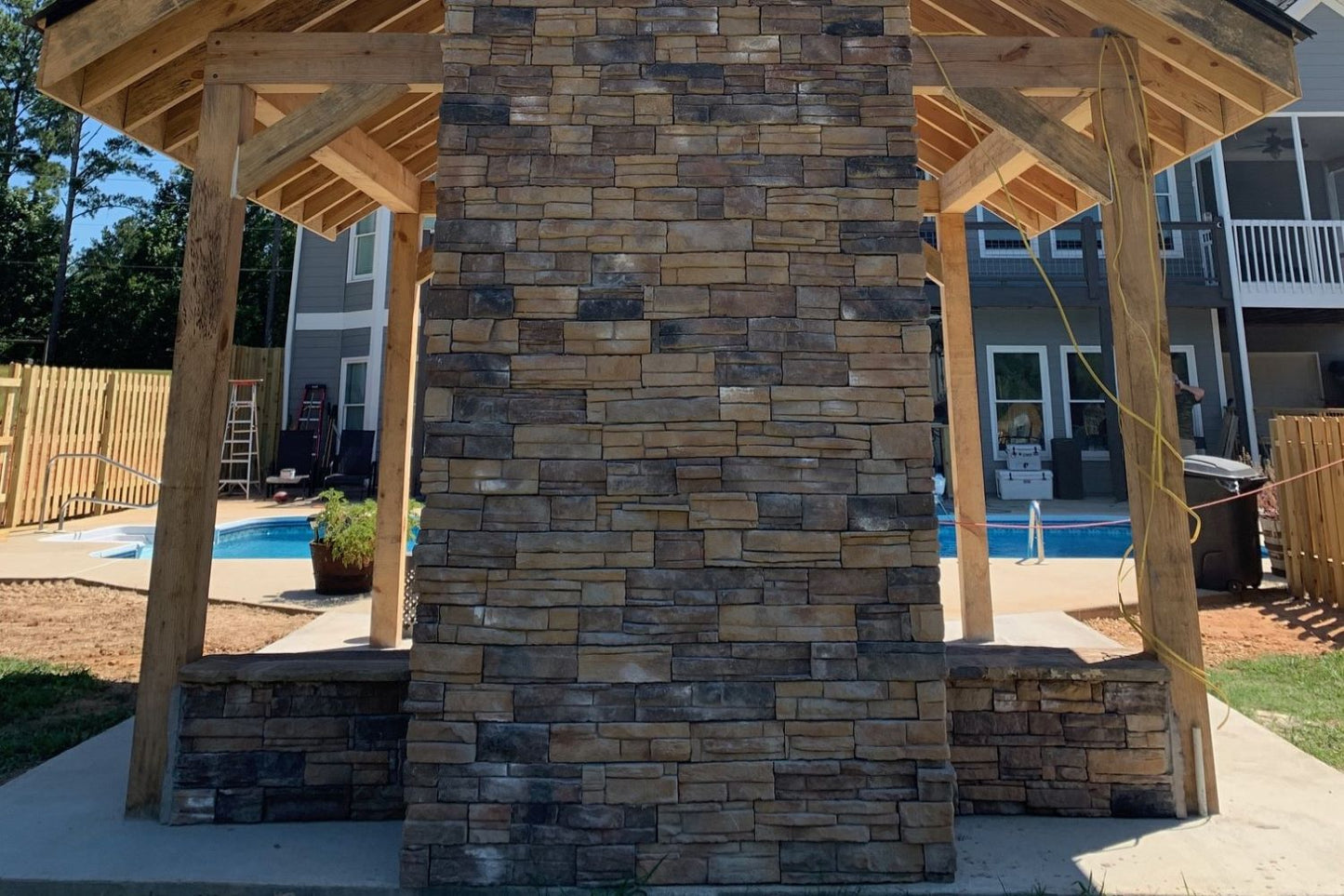 Black Bear Mountain Stone - Stone Veneer - Ready Stack Stone Panel Tacoma