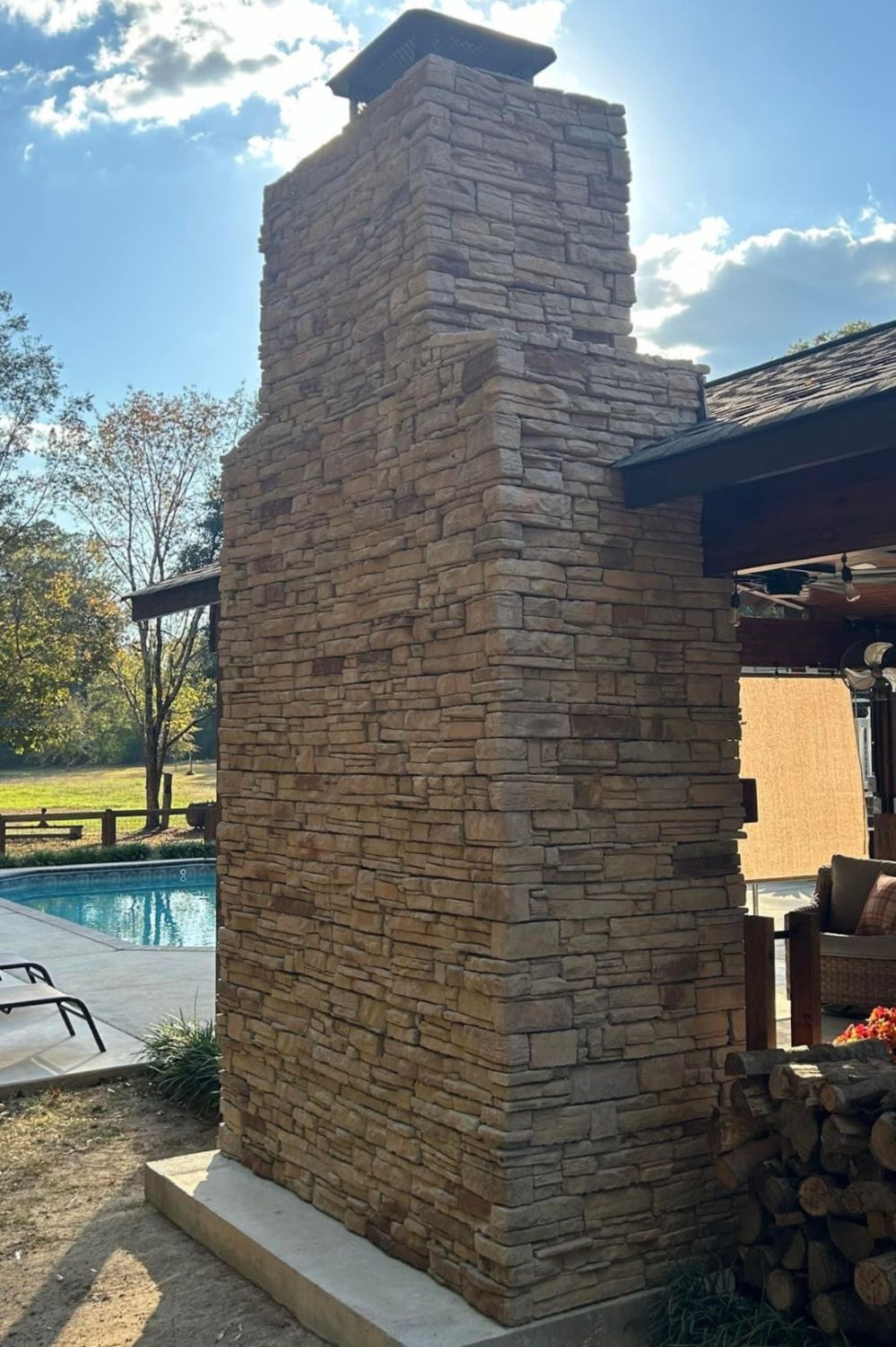 Black Bear Mountain Stone - Stone Veneer - Ready Stack Stone Panel White Oak