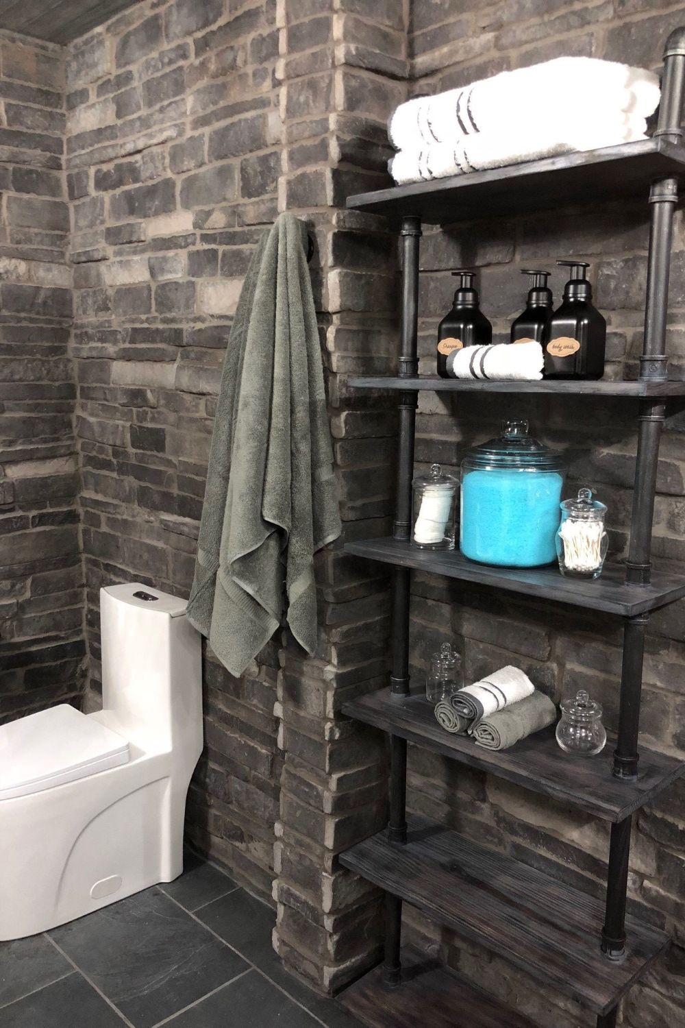 Black Bear Mountain Stone - Stone Veneer - Stack Stone Black Forest