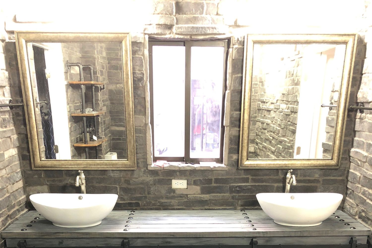 Black Bear Mountain Stone - Stone Veneer - Stack Stone Black Forest