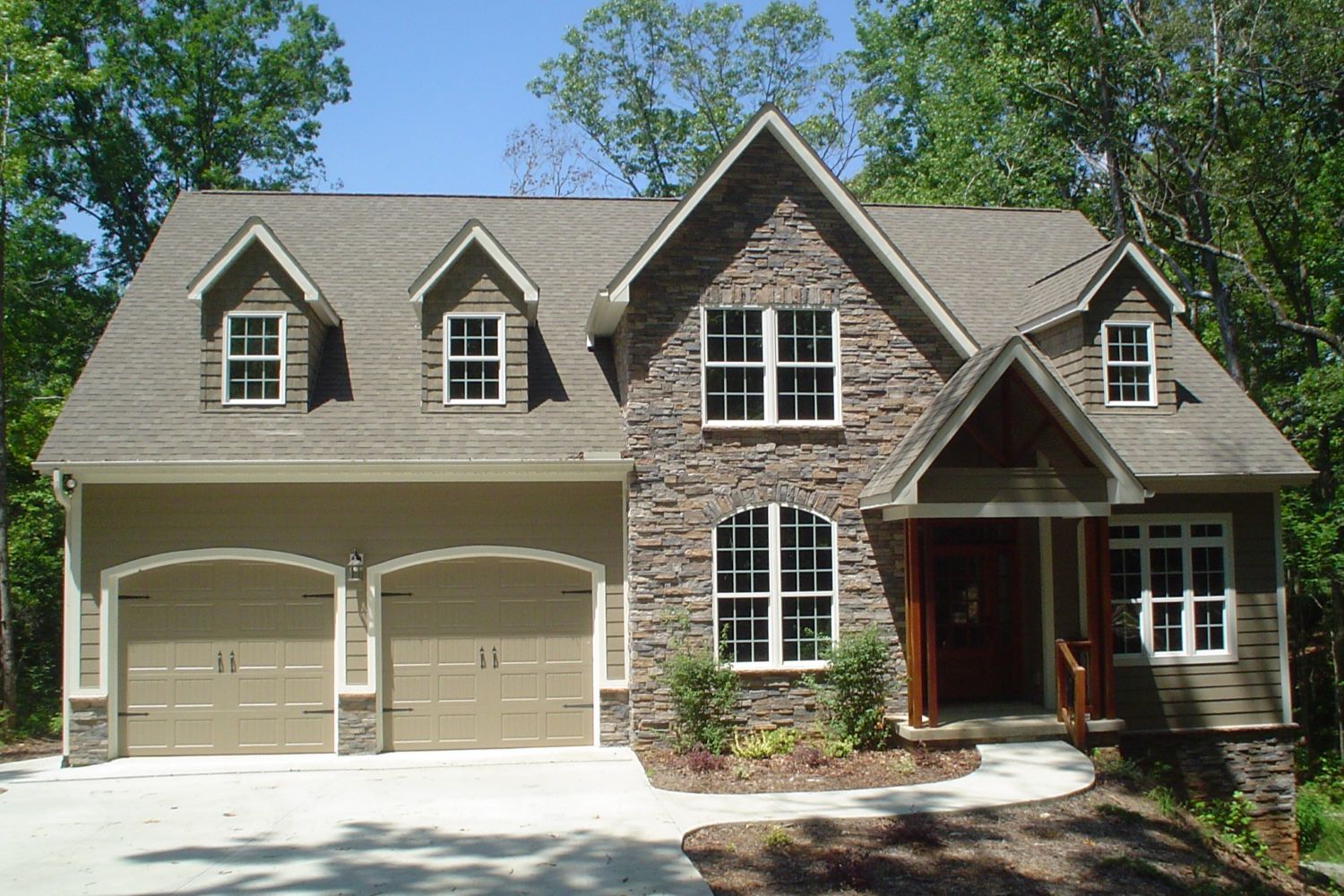 Black Bear Mountain Stone - Stone Veneer - Stack Stone Ozark